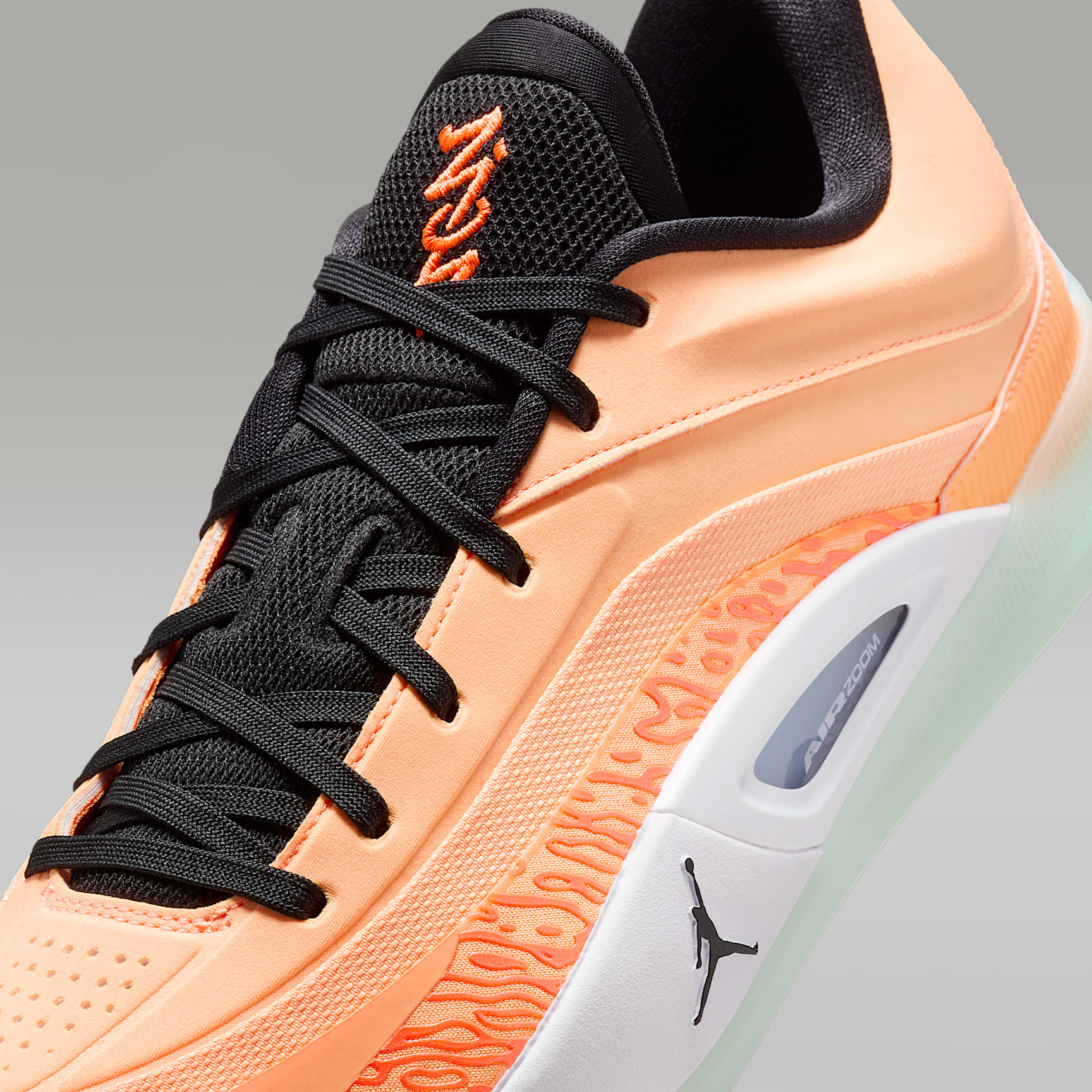 Zion 4 Basketball Shoes