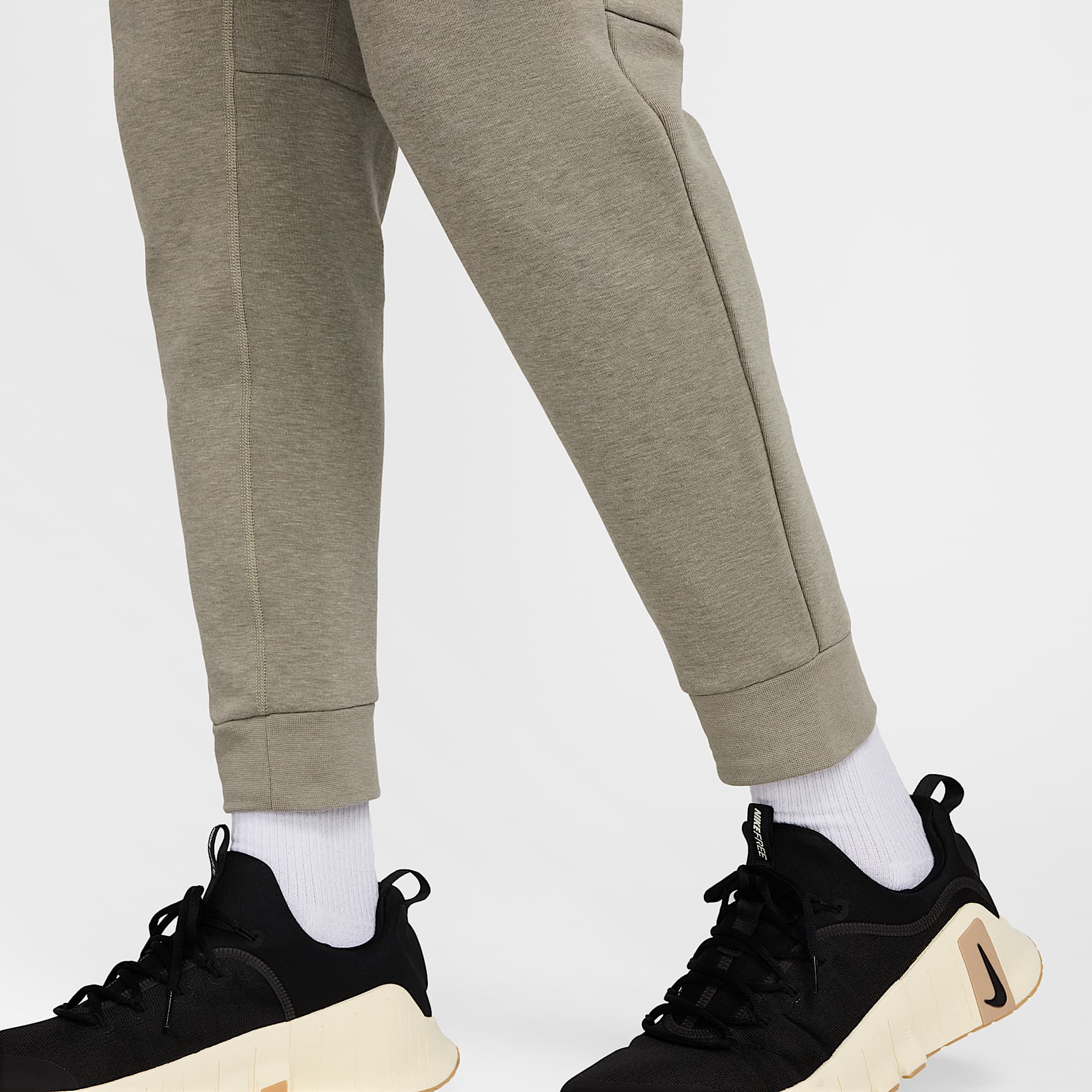 Nike Primary Fleece Men's Dri-FIT UV Performance Joggers