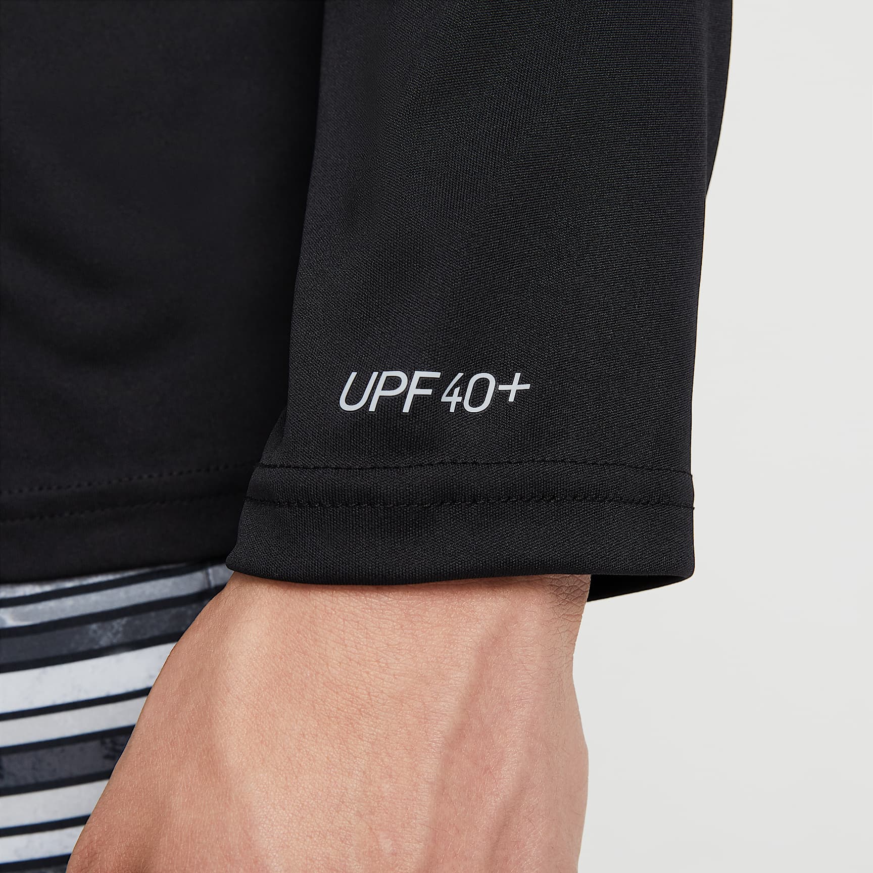 Nike Essential Men's Long-Sleeve Hydroguard Swim Shirt