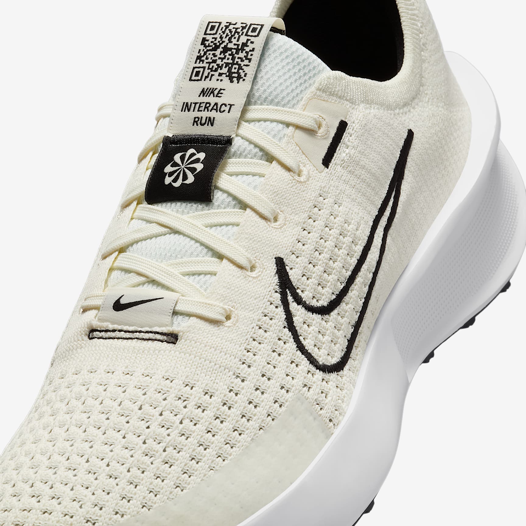 Nike Interact Run Women's Road Running Shoes