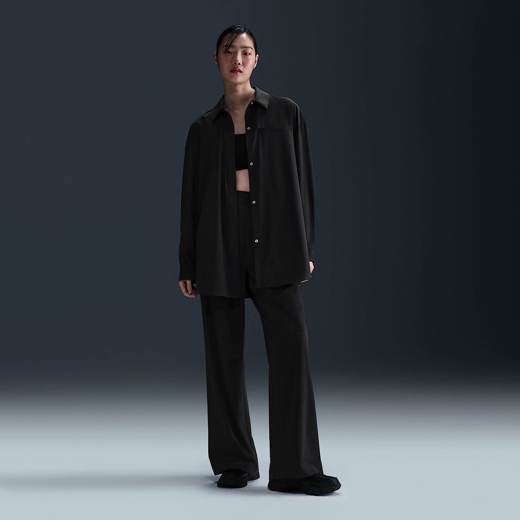 Nike 24.7 PerfectStretch Women's Dri-FIT Oversized Long-Sleeve Shirt