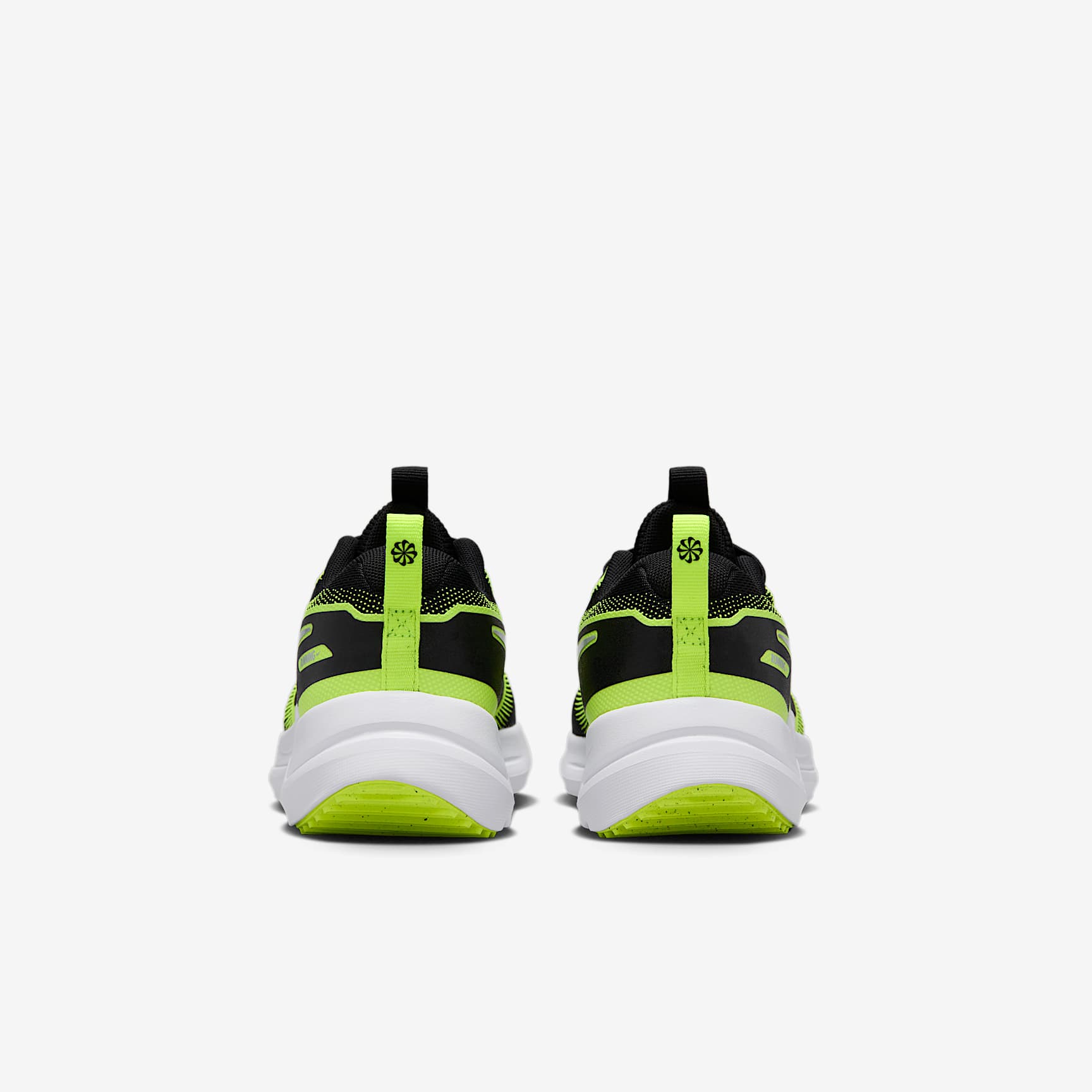 Nike Cosmic Runner Big Kids' Road Running Shoes