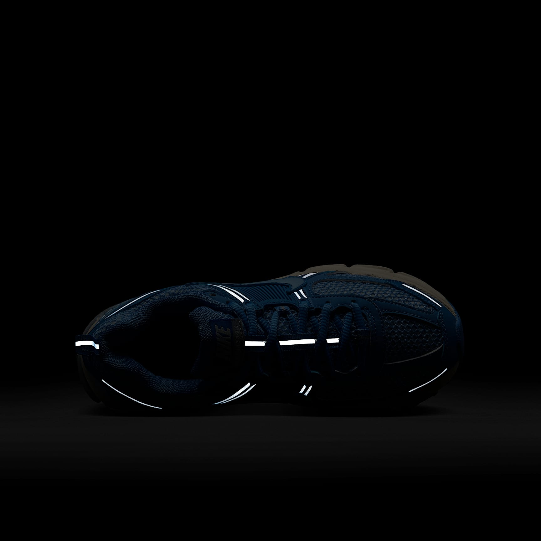 Nike Vomero 5 Big Kids' Shoes