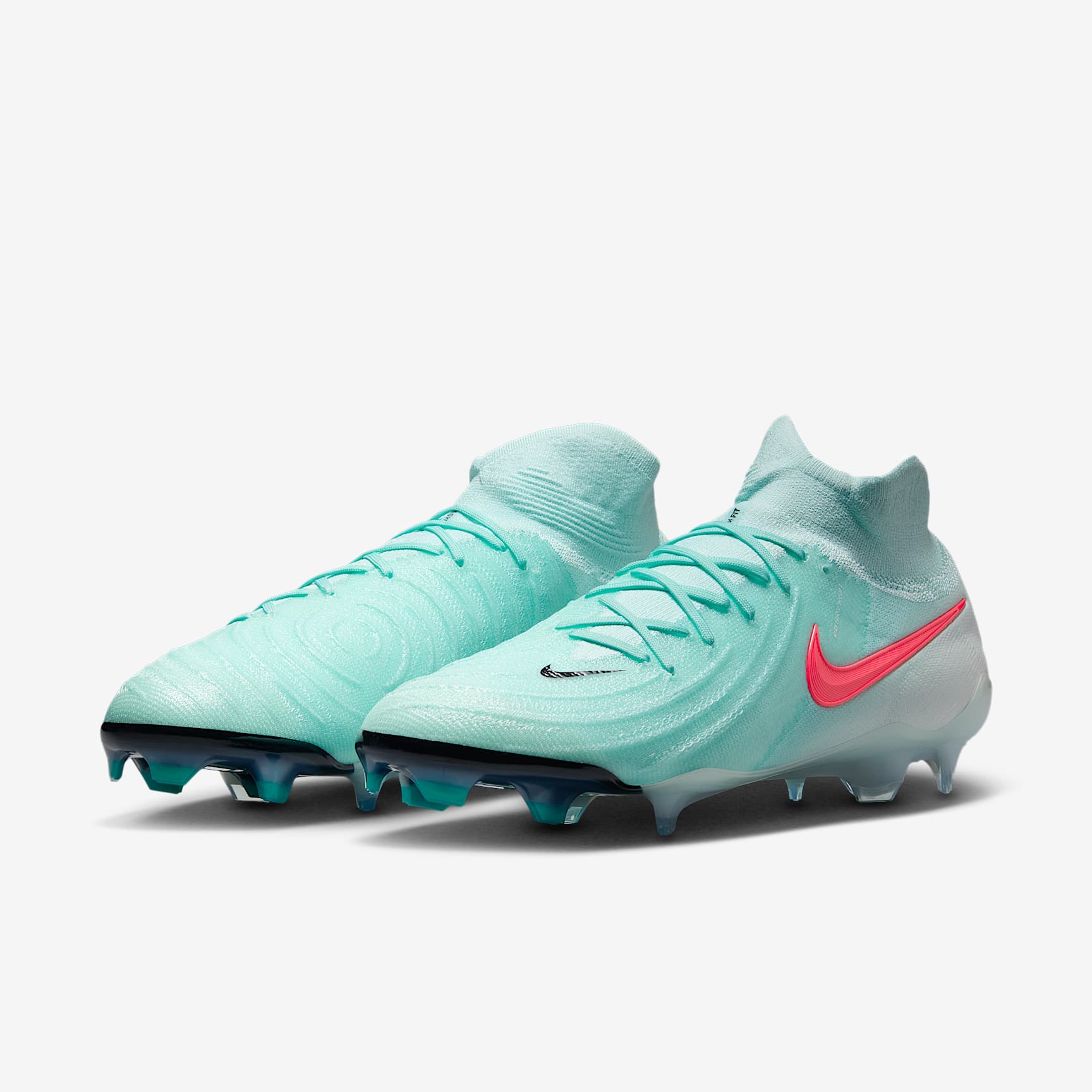 Nike Phantom Luna 2 Elite FG High-Top Soccer Cleats