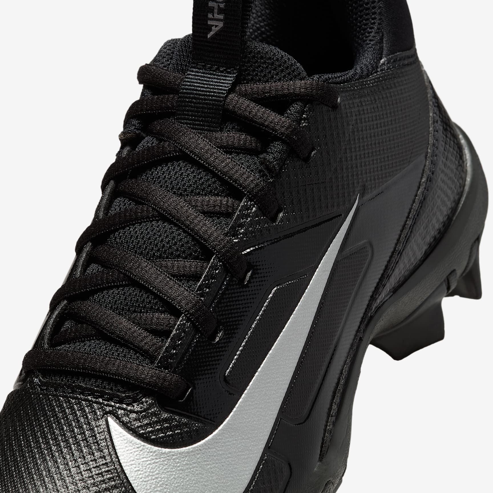 Nike Alpha Menace 4 Shark Big Kids' Football Cleats (Wide)