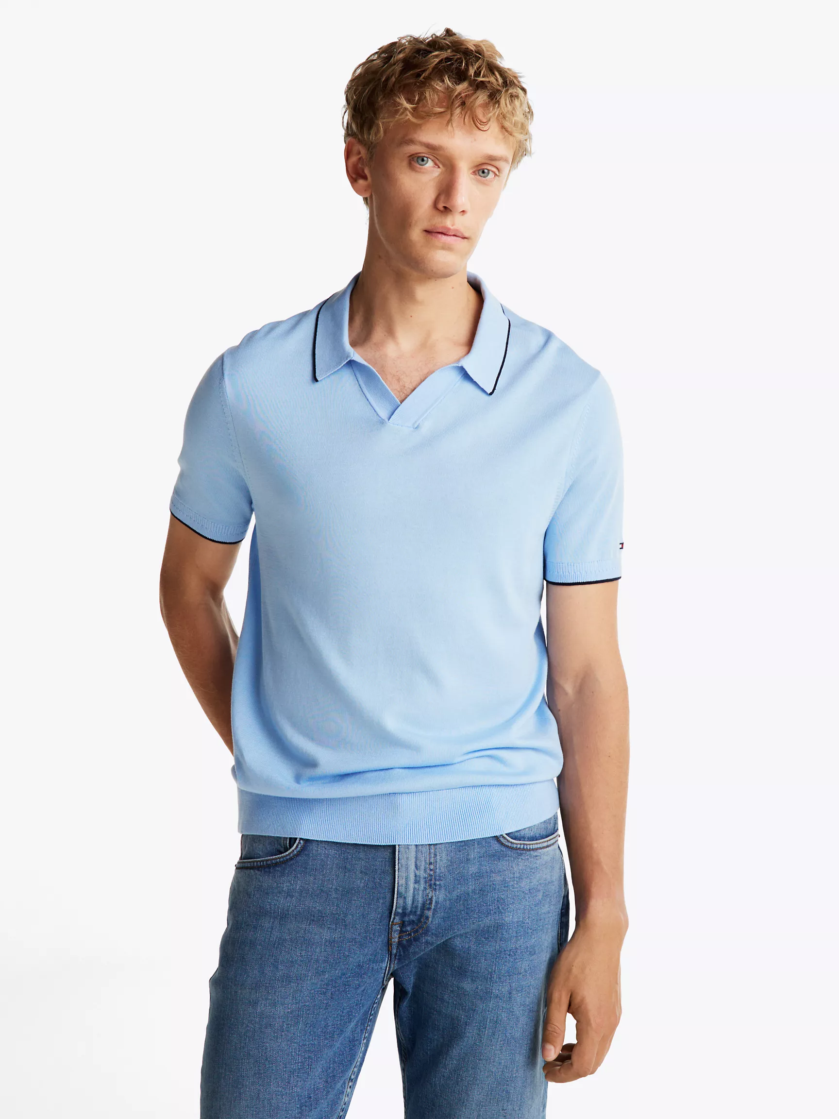 Мужское поло Tommy Hilfiger, Стандартное поло с V-образным вырезом