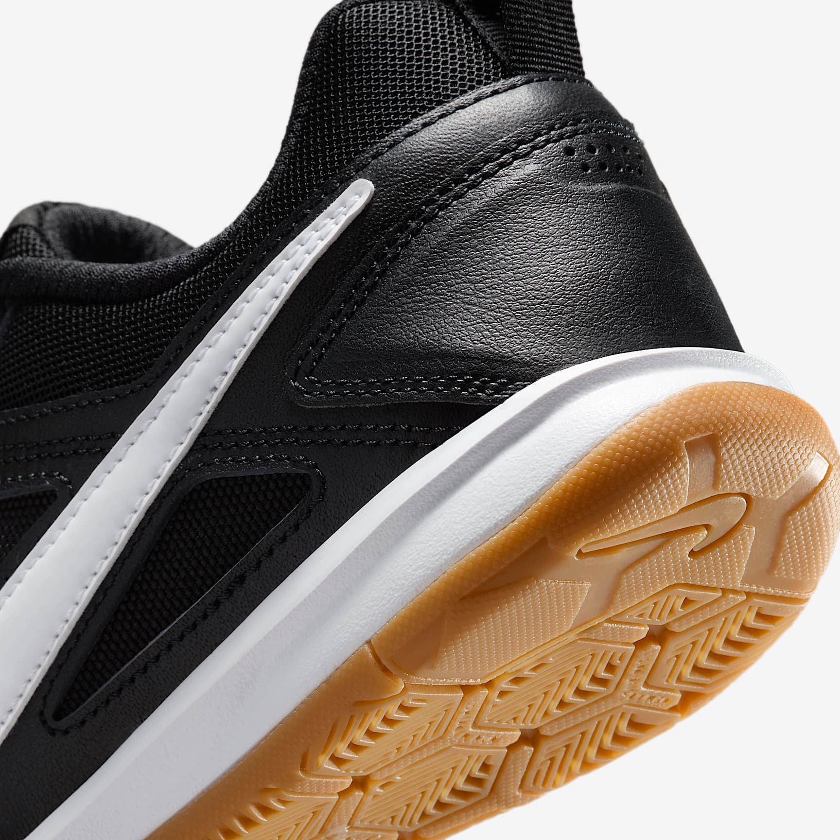 Nike Gato Big Kids' Shoes