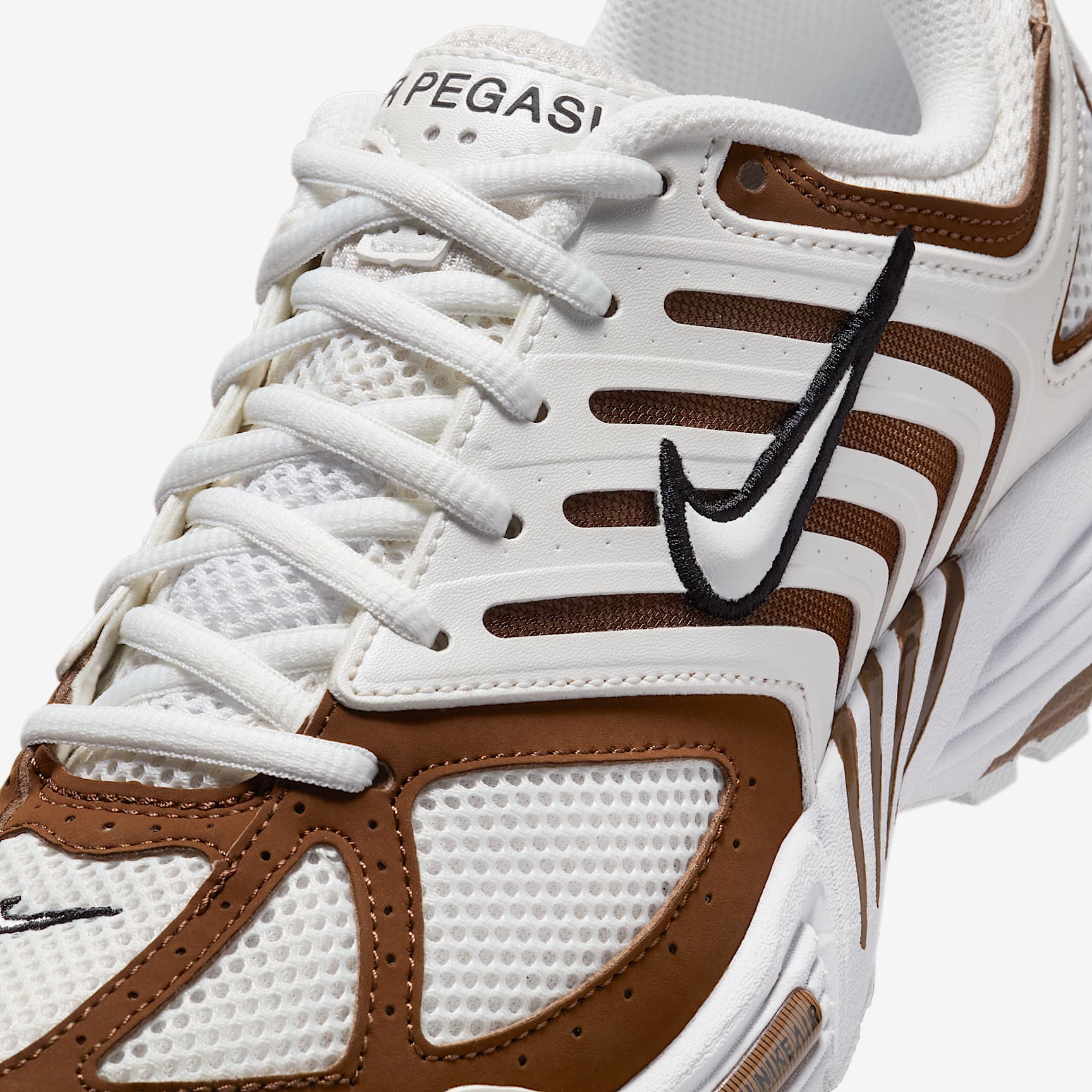 Nike Air Pegasus 2005 Women's Shoes