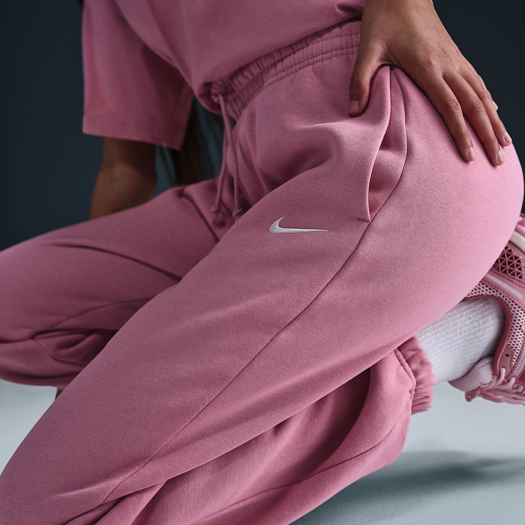 Nike Sportswear Phoenix Fleece Women's High-Waisted Oversized Sweatpants