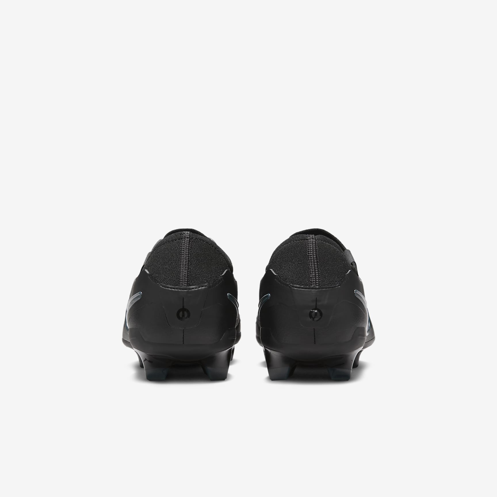 Nike Tiempo Legend 10 Pro Firm-Ground Low-Top Soccer Cleats