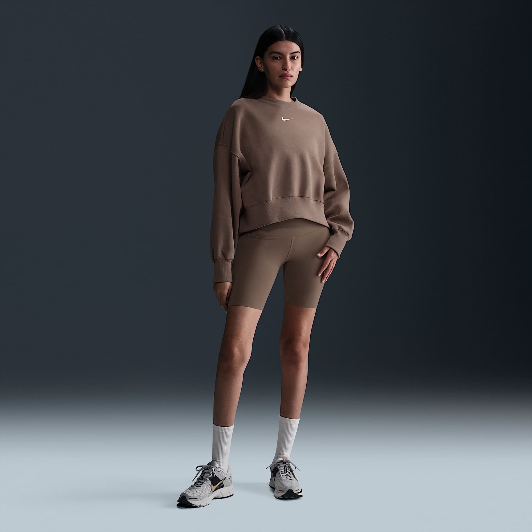 Nike Sportswear Phoenix Fleece Women's Over-Oversized Crew-Neck Sweatshirt