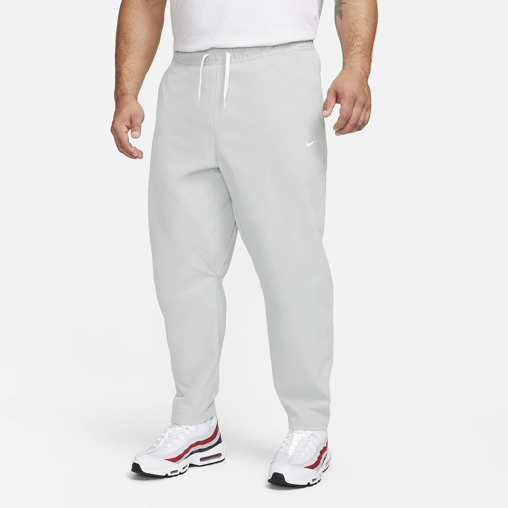 Nike Club Men's Woven Tapered Leg Pants