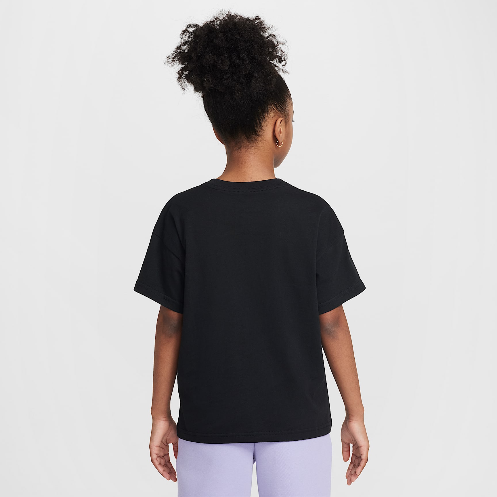 Nike Sportswear Big Kids' (Girls') T-Shirt