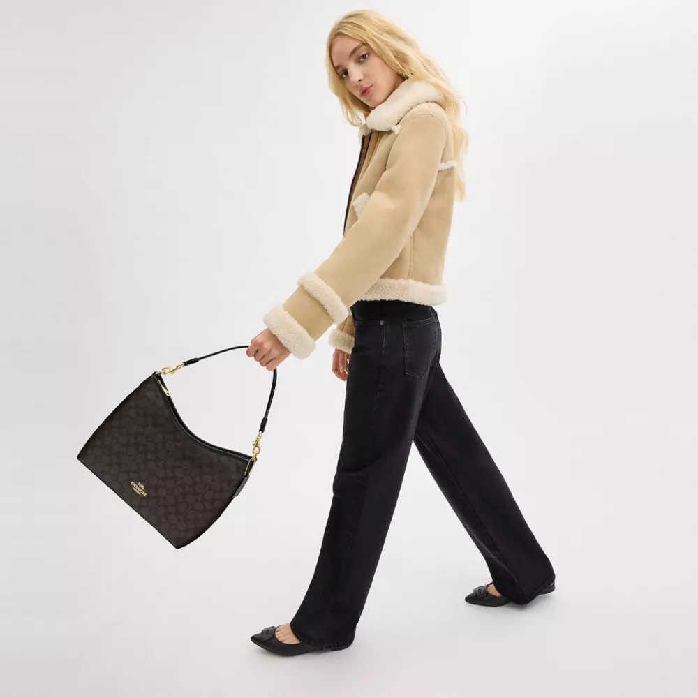 Сумка COACH Laurel Shoulder Bag In Signature Canvas