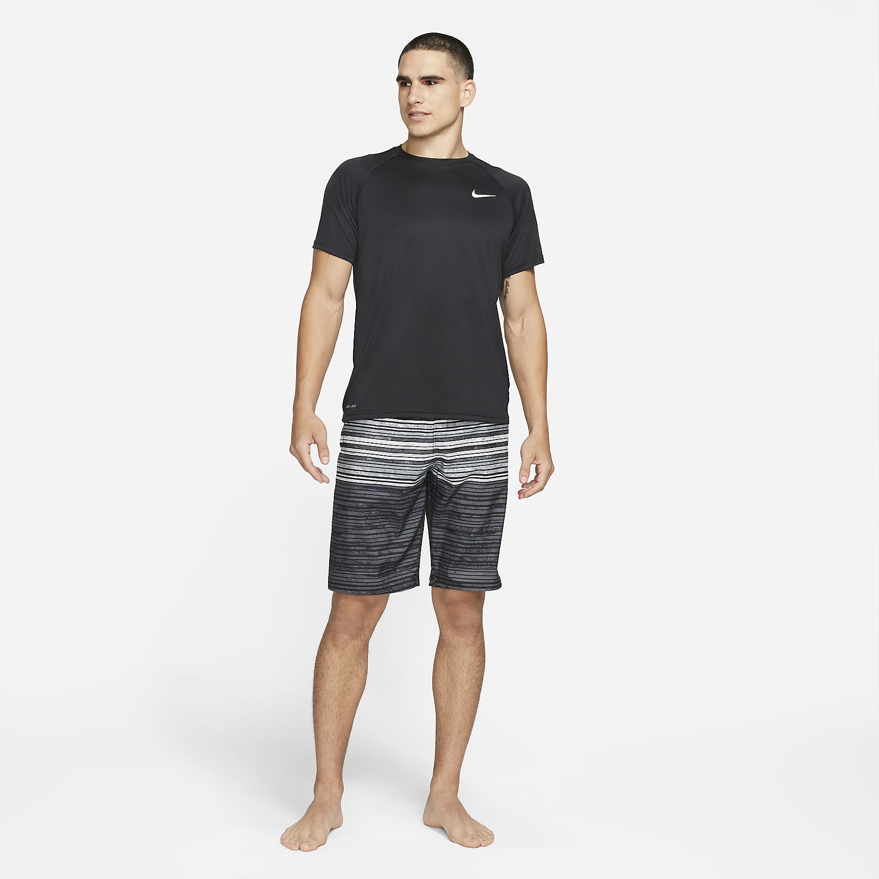 Nike Essential Men's Short-Sleeve Hydroguard Swim Shirt