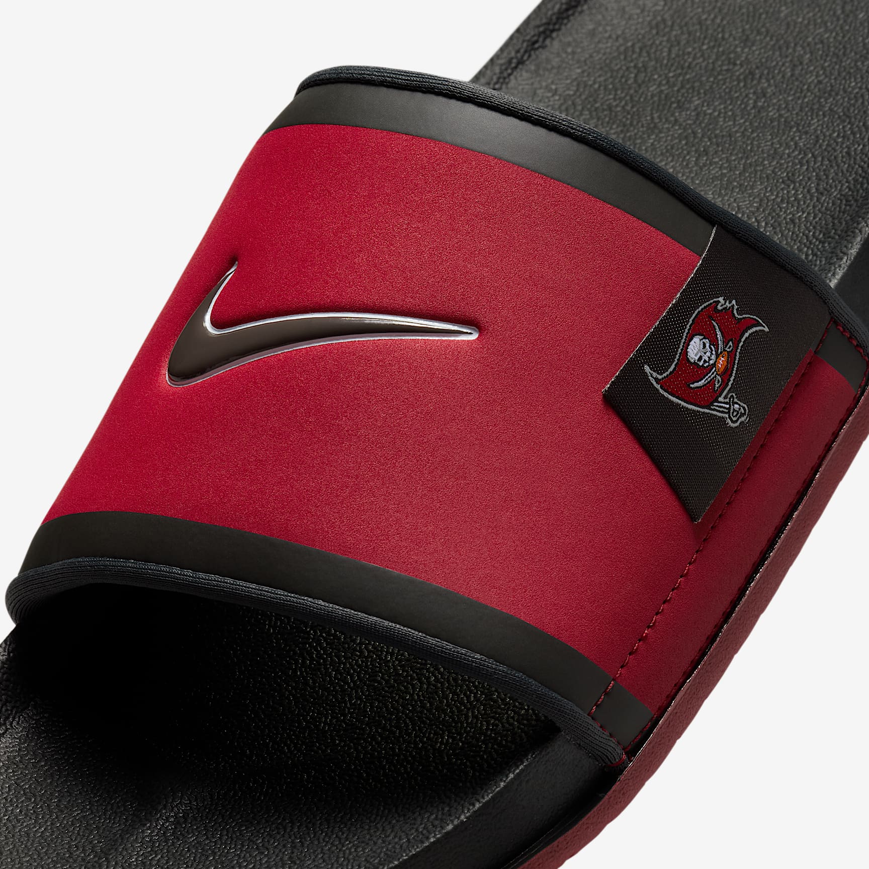 Nike Offcourt (Tampa Bay Buccaneers) Offcourt Slides