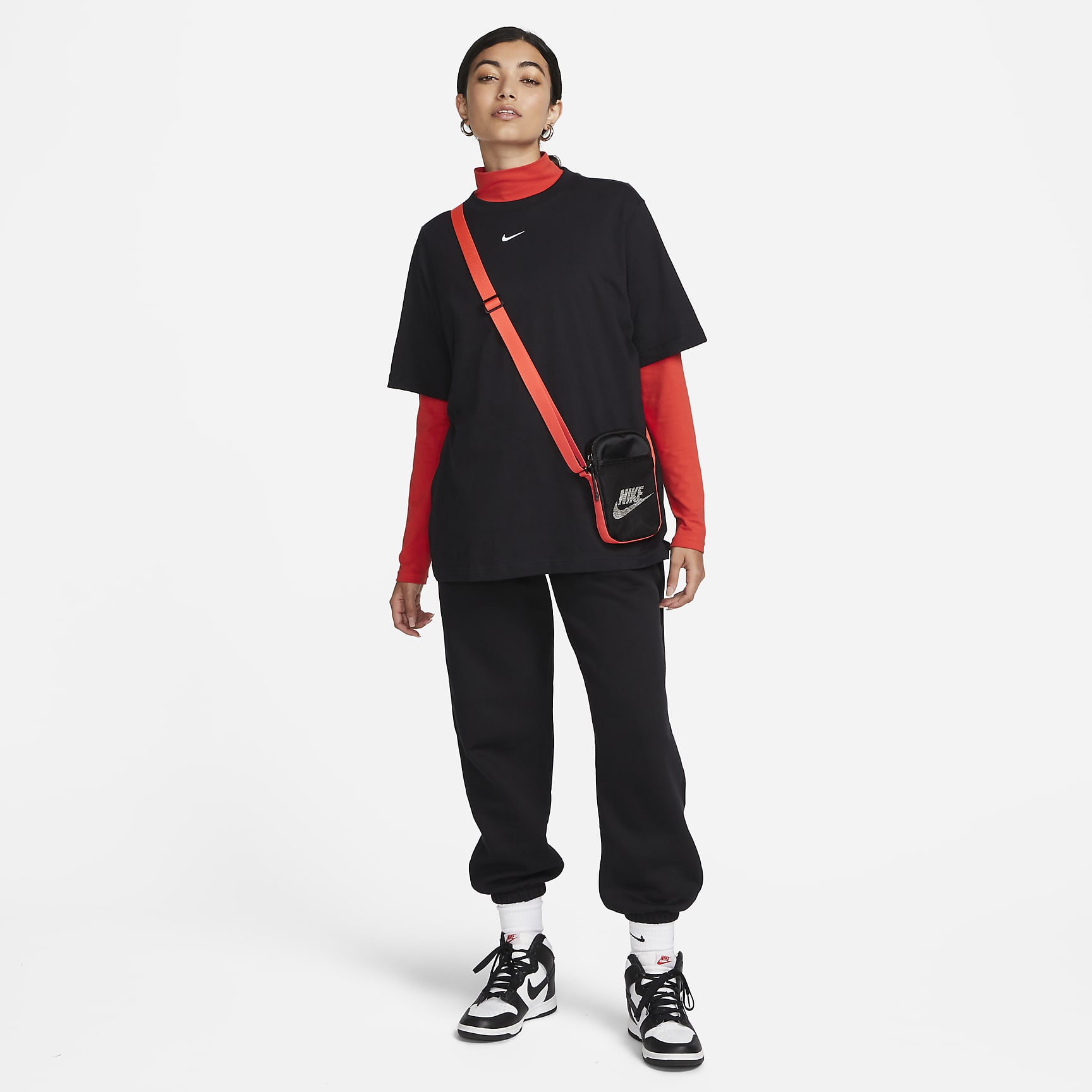 Nike Sportswear Essential Women's T-Shirt