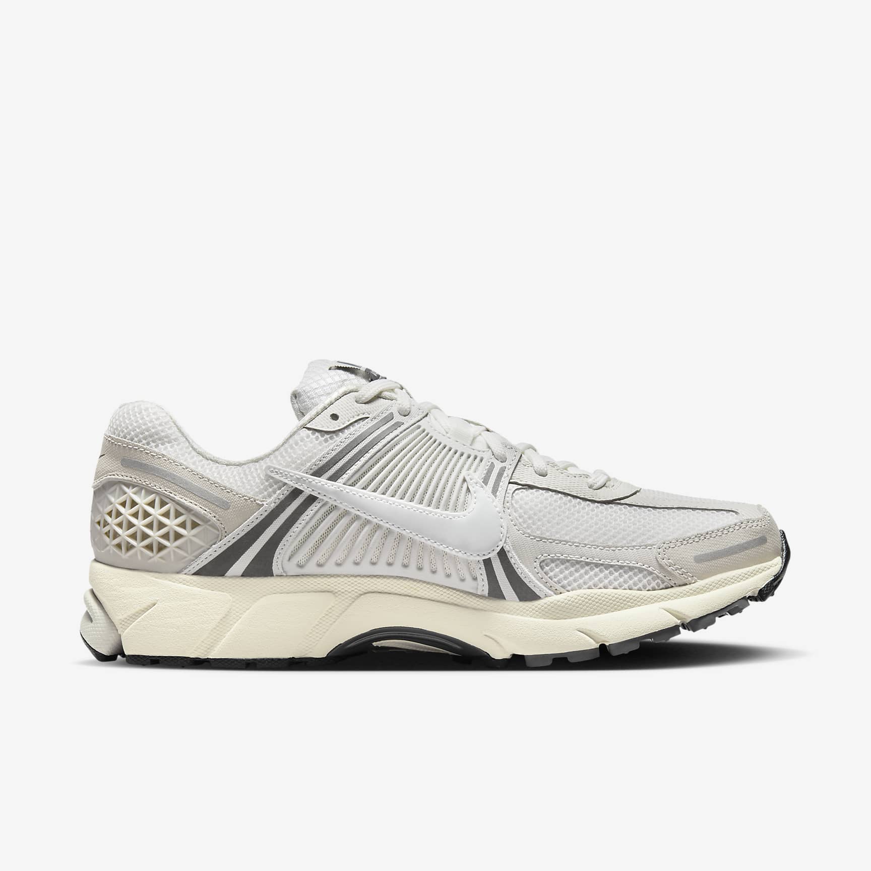 Nike Zoom Vomero 5 SE Men's Shoes