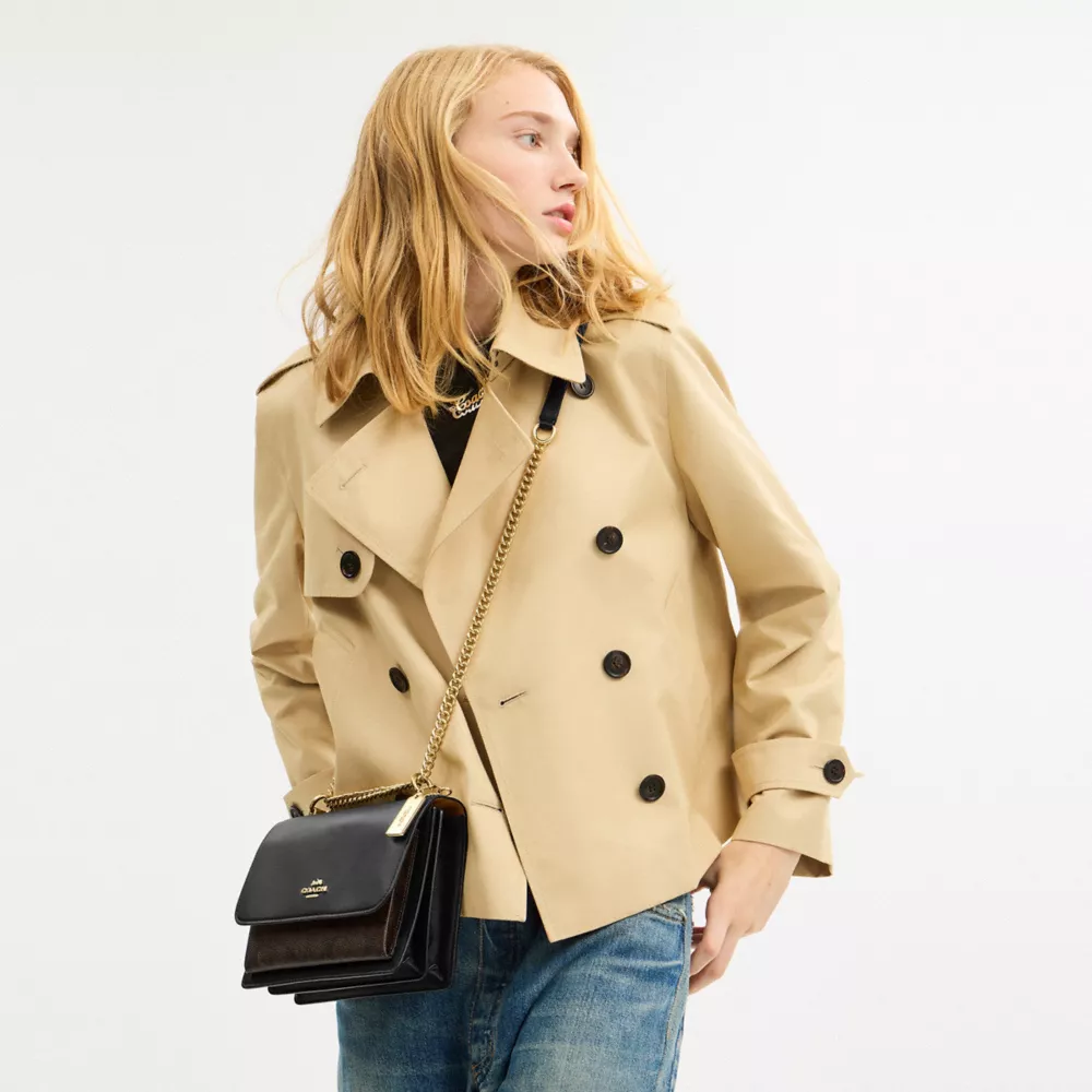 Сумка COACH Klare Crossbody Bag In Signature Canvas