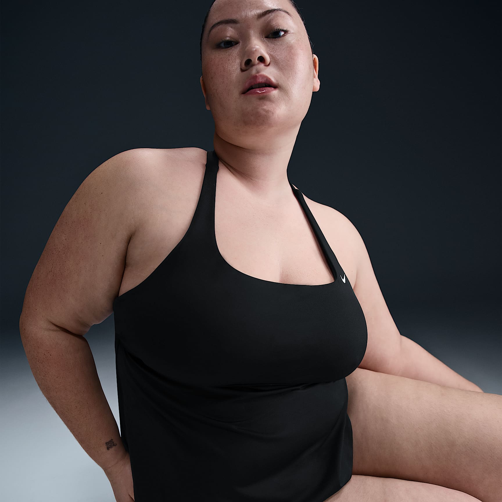 Nike Swim Essential Women's Square Neck Tankini (Extended Sizing)