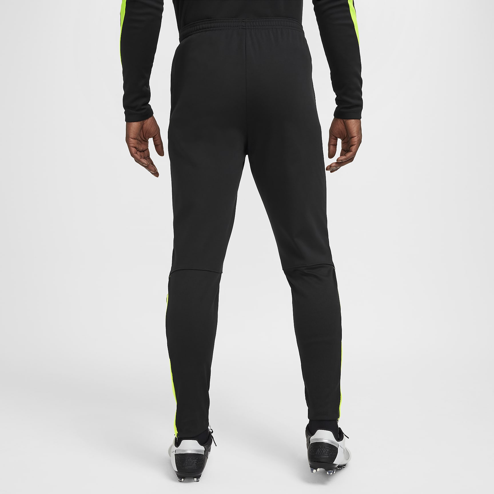 Nike Academy Winter Warrior Men's Therma-FIT Soccer Pants