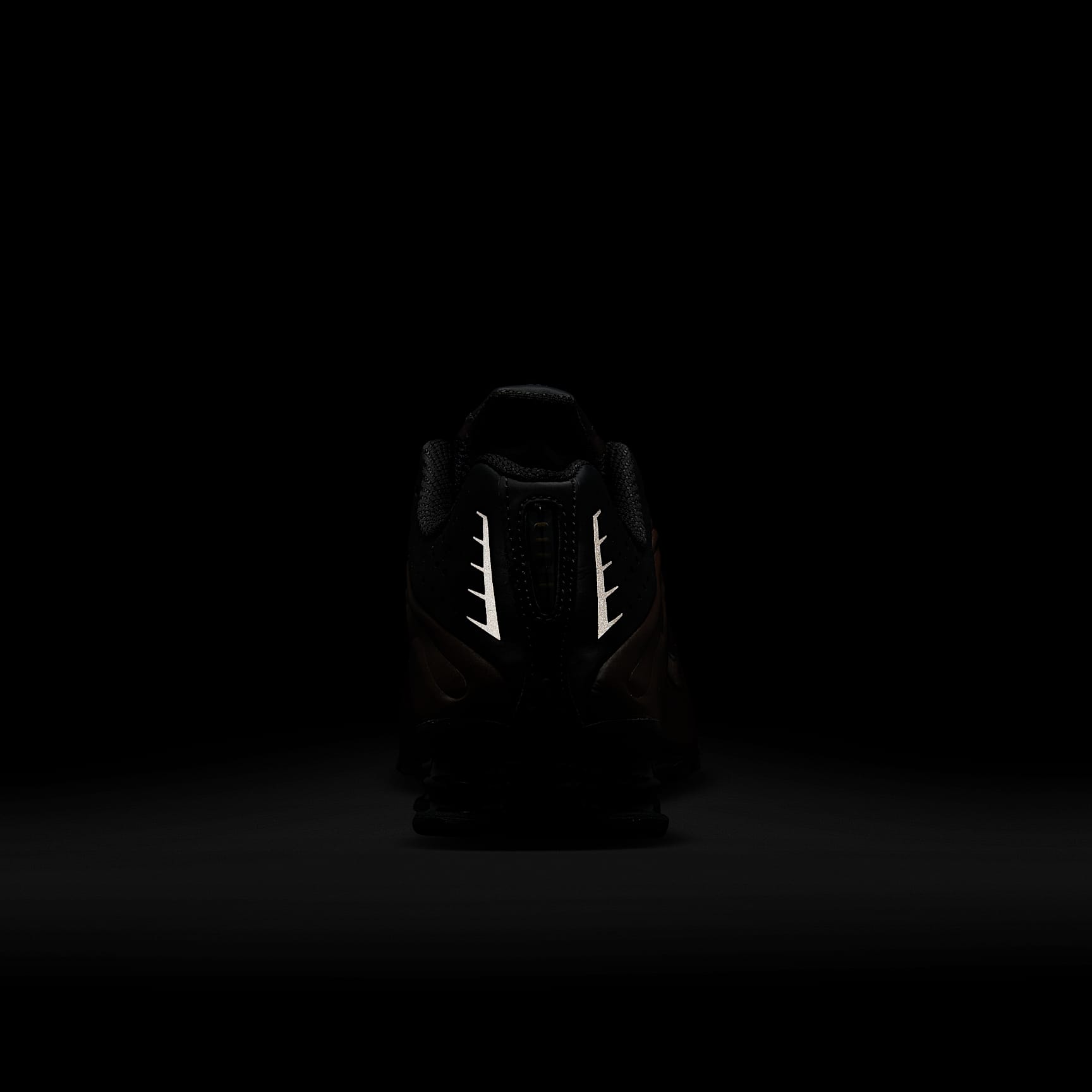 Nike Shox R4 Women's Shoes