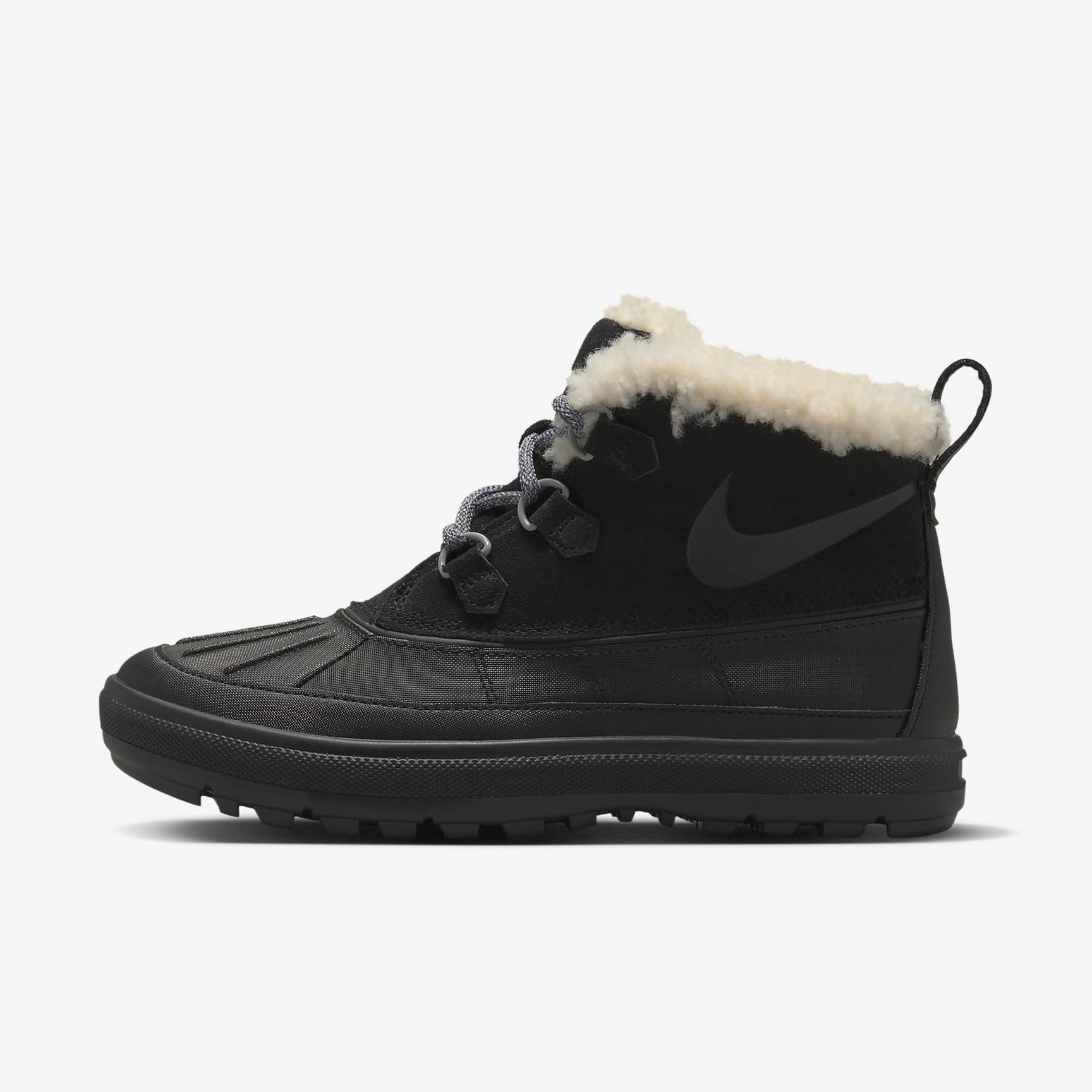 Nike Woodside Chukka 2 Women's Boots