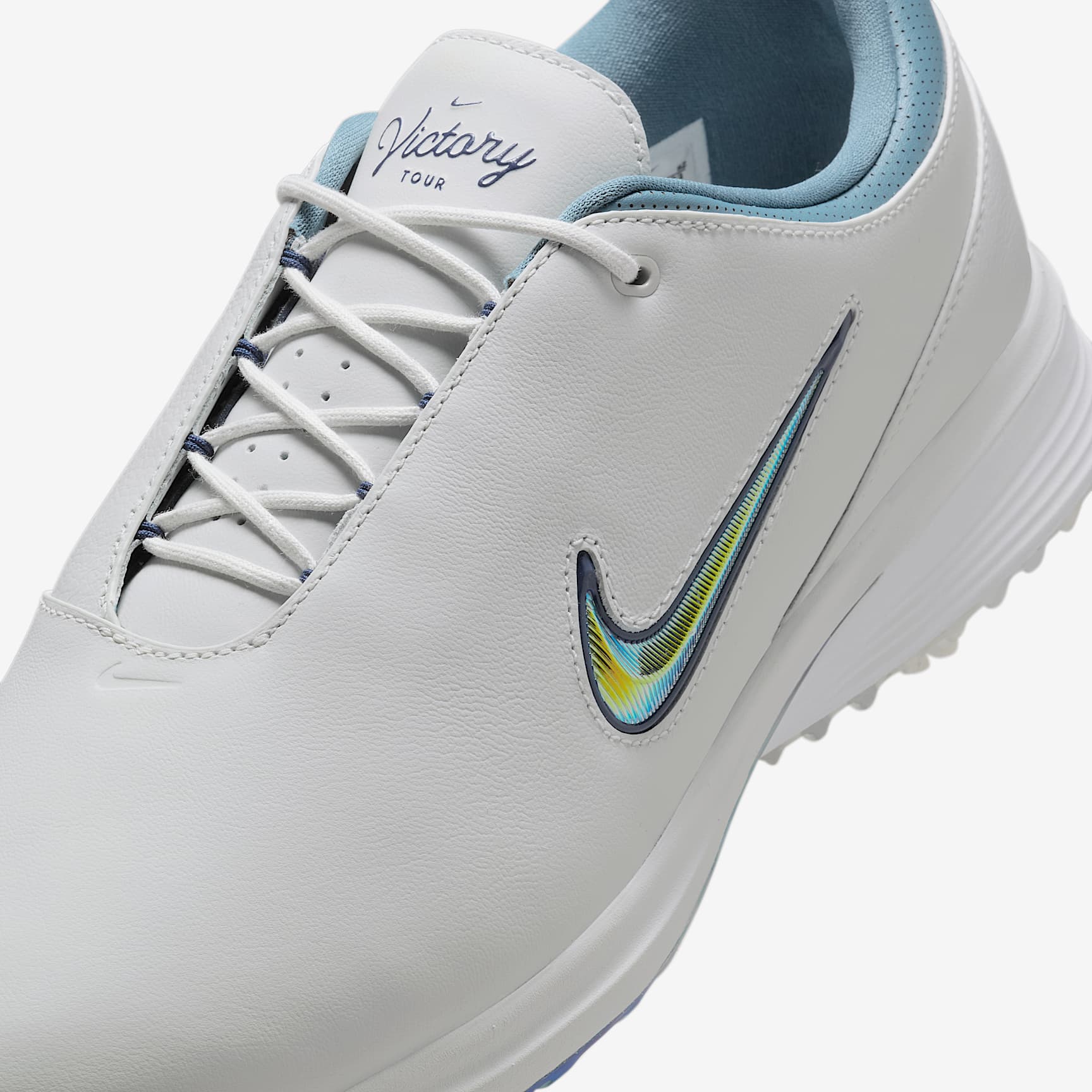 Nike Victory Tour 4 Golf Shoes (Wide)