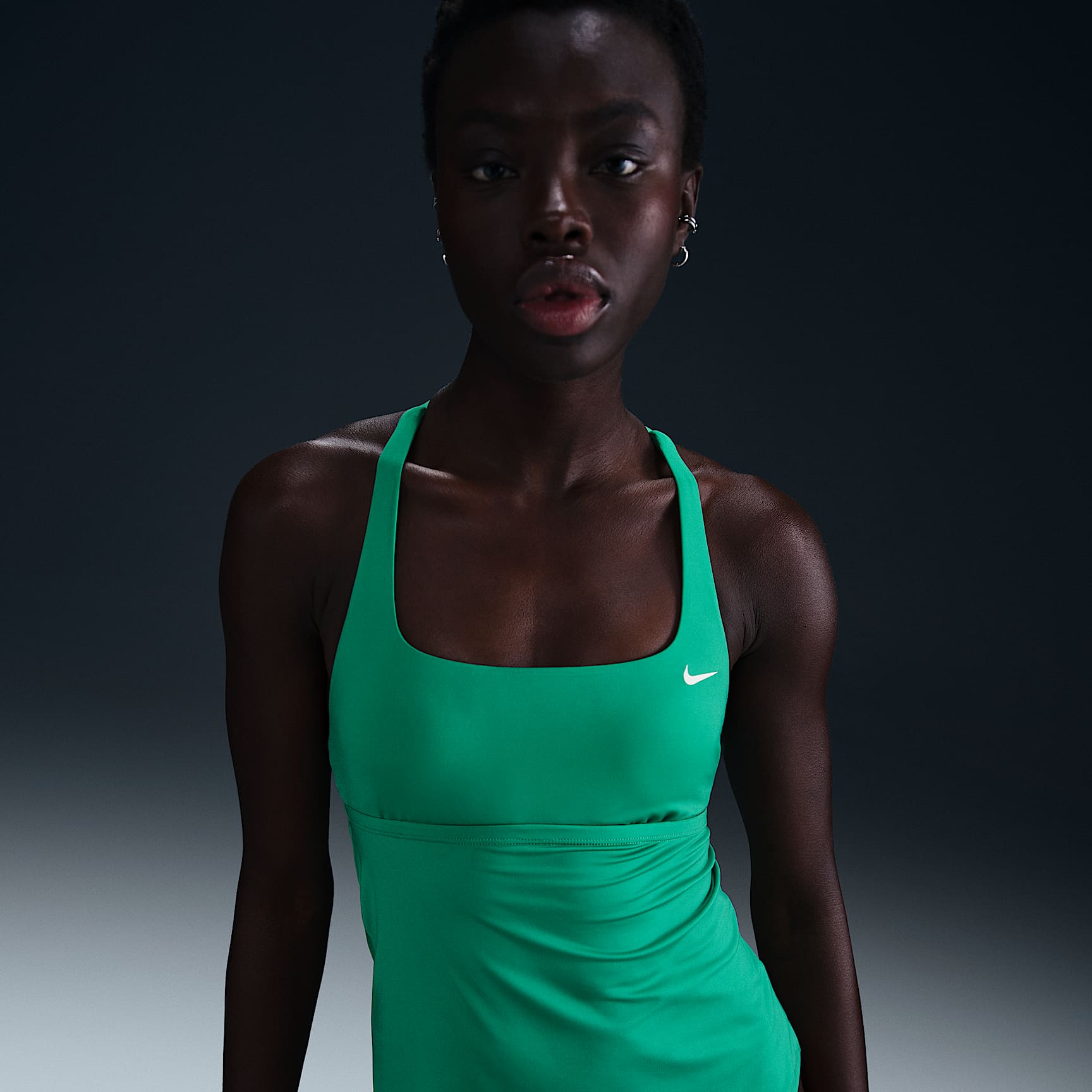 Nike Swim Essential Women's Square-Neck Tankini Top