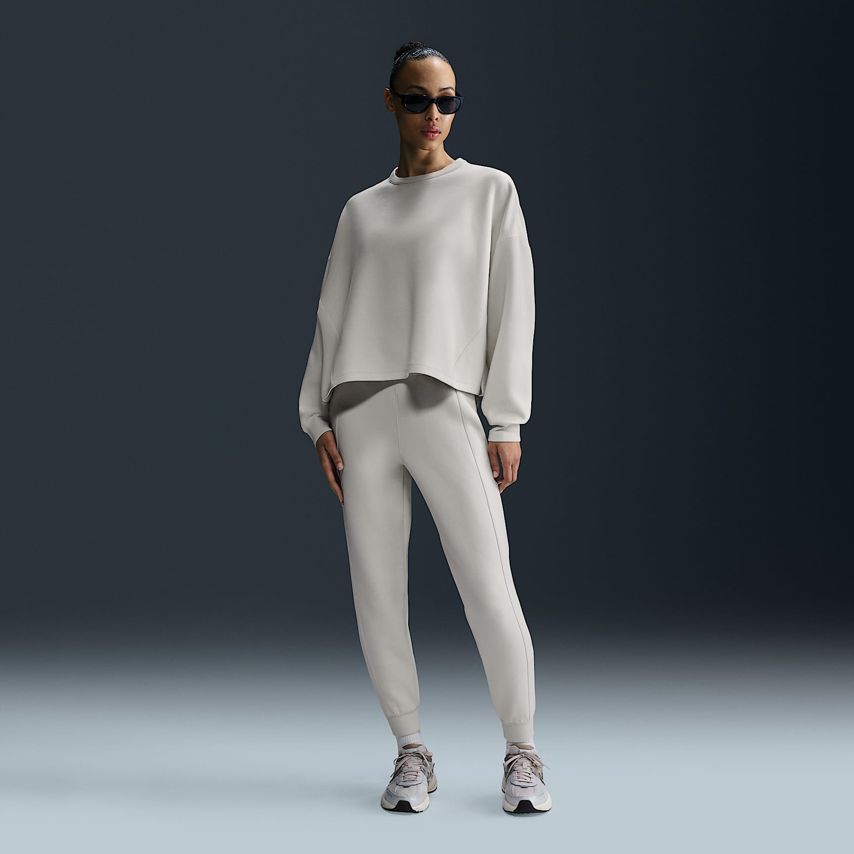 Nike 24.7 ImpossiblySoft Women's Dri-FIT Oversized Crew-Neck Top