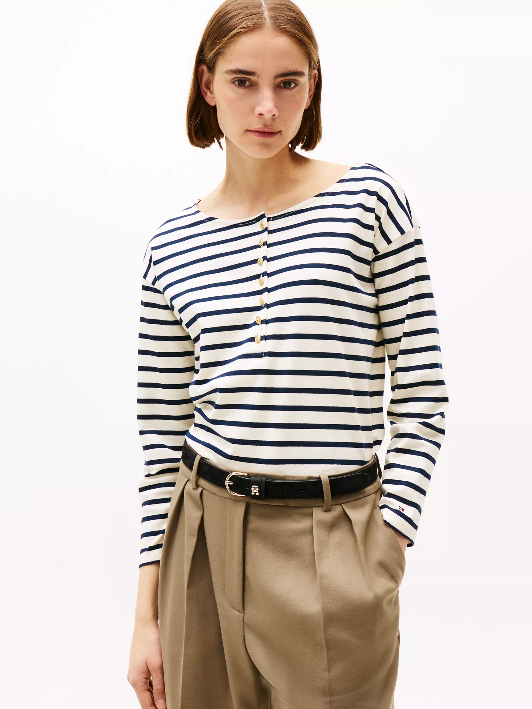 Женская футболка Tommy Hilfiger, Свободная футболка Henley с золотыми пуговицами