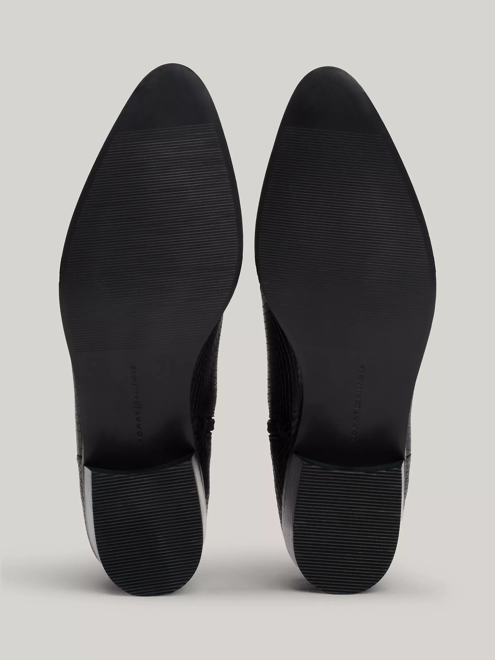 Женские ботинки Tommy Hilfiger, Ковбойские ботильоны из кожи с тиснением под змею