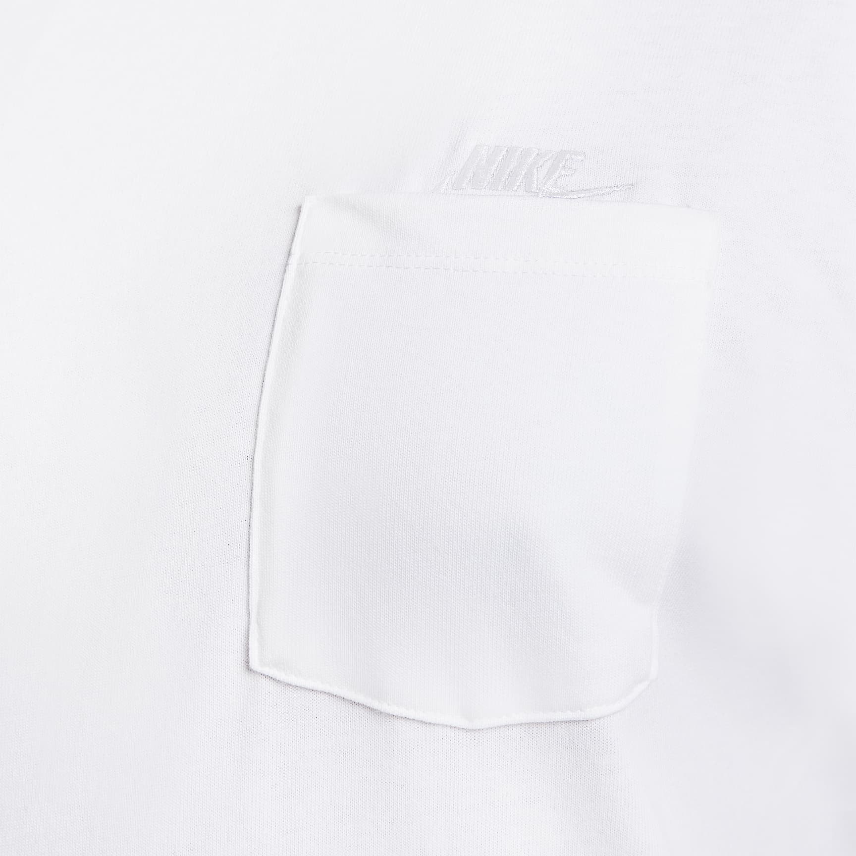 Nike Sportswear Premium Essentials Men's Long-Sleeve Pocket T-Shirt