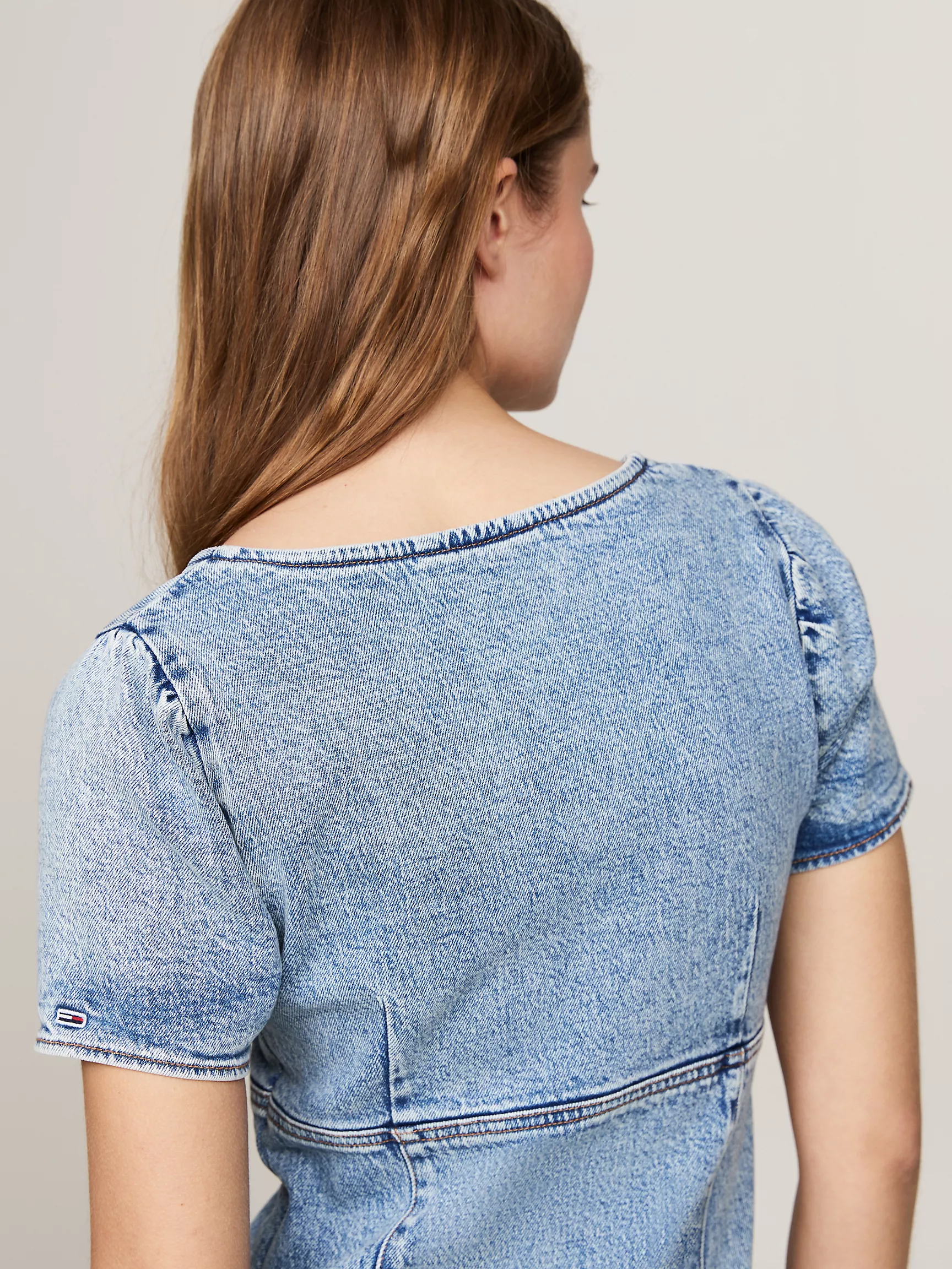 Женское платье Tommy Hilfiger, Джинсовое миди-платье с коротким рукавом