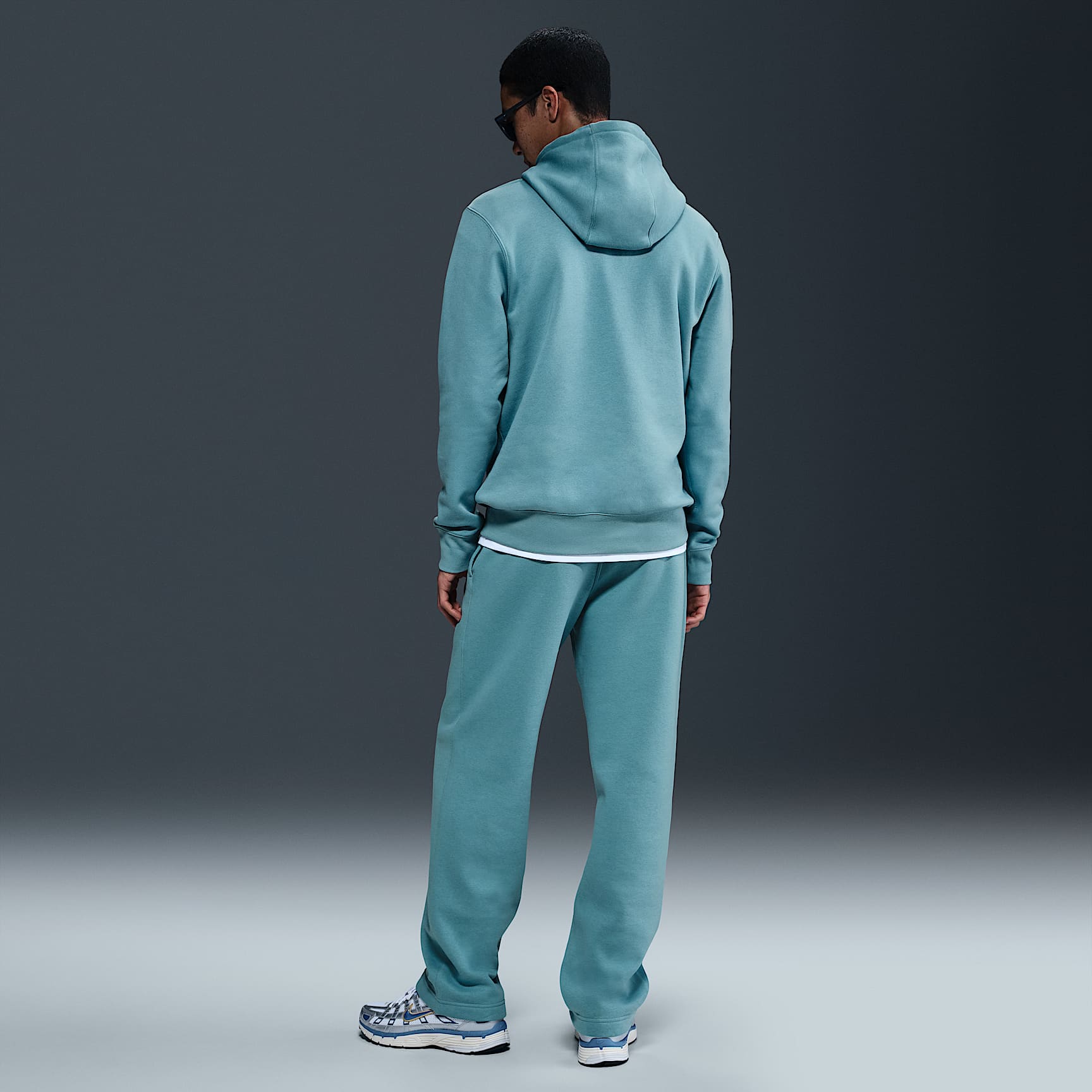 Nike Club Men's Pullover Fleece Hoodie