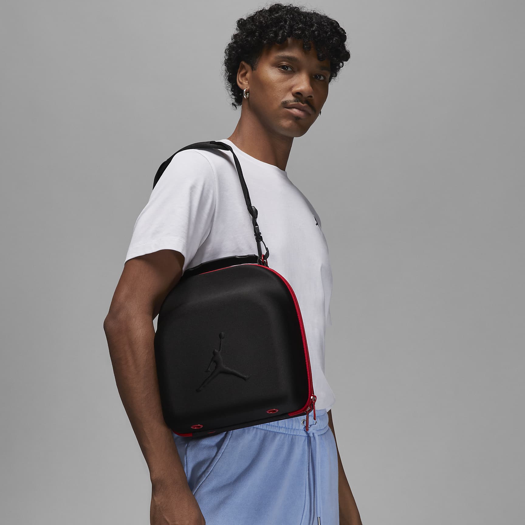 Jordan Hat Case (9.75L)