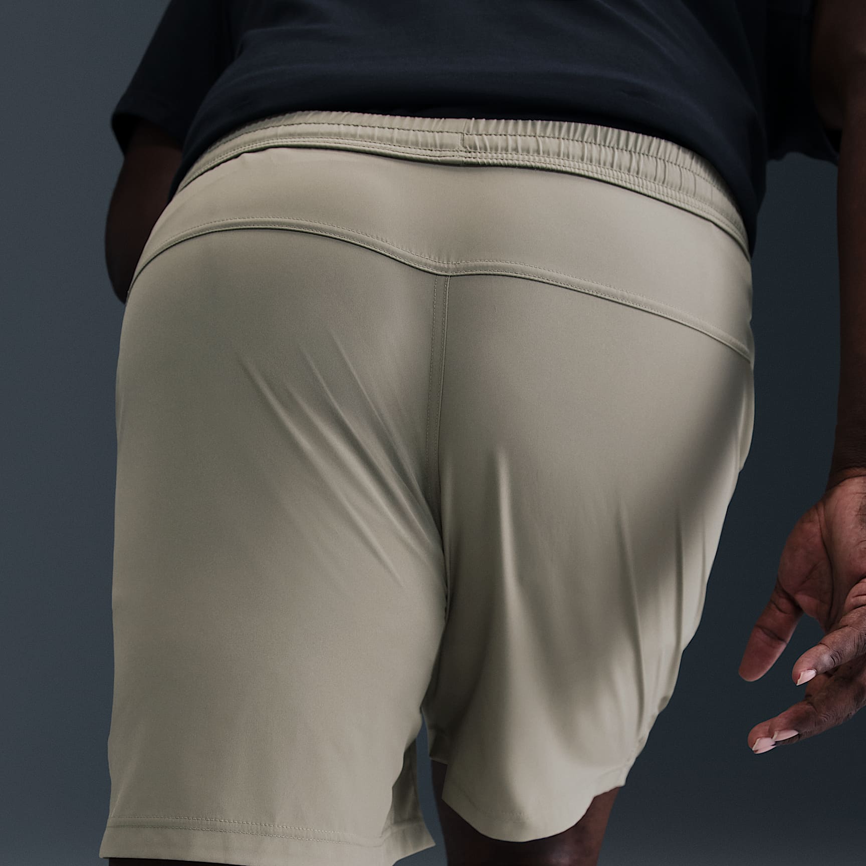 Nike Form Men's Dri-FIT 7" Unlined Versatile Shorts