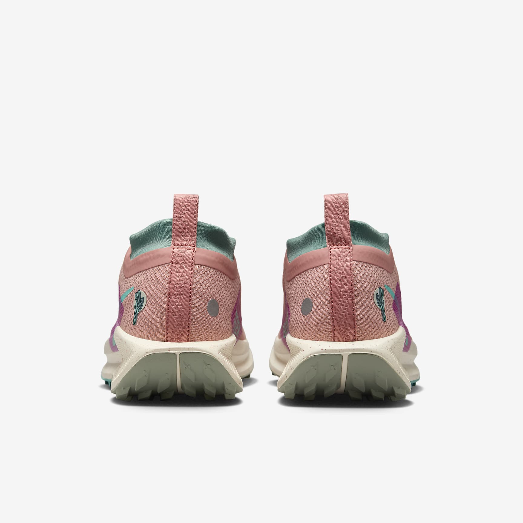 Nike Pegasus Trail 5 GORE-TEX Women's Waterproof Trail Running Shoes