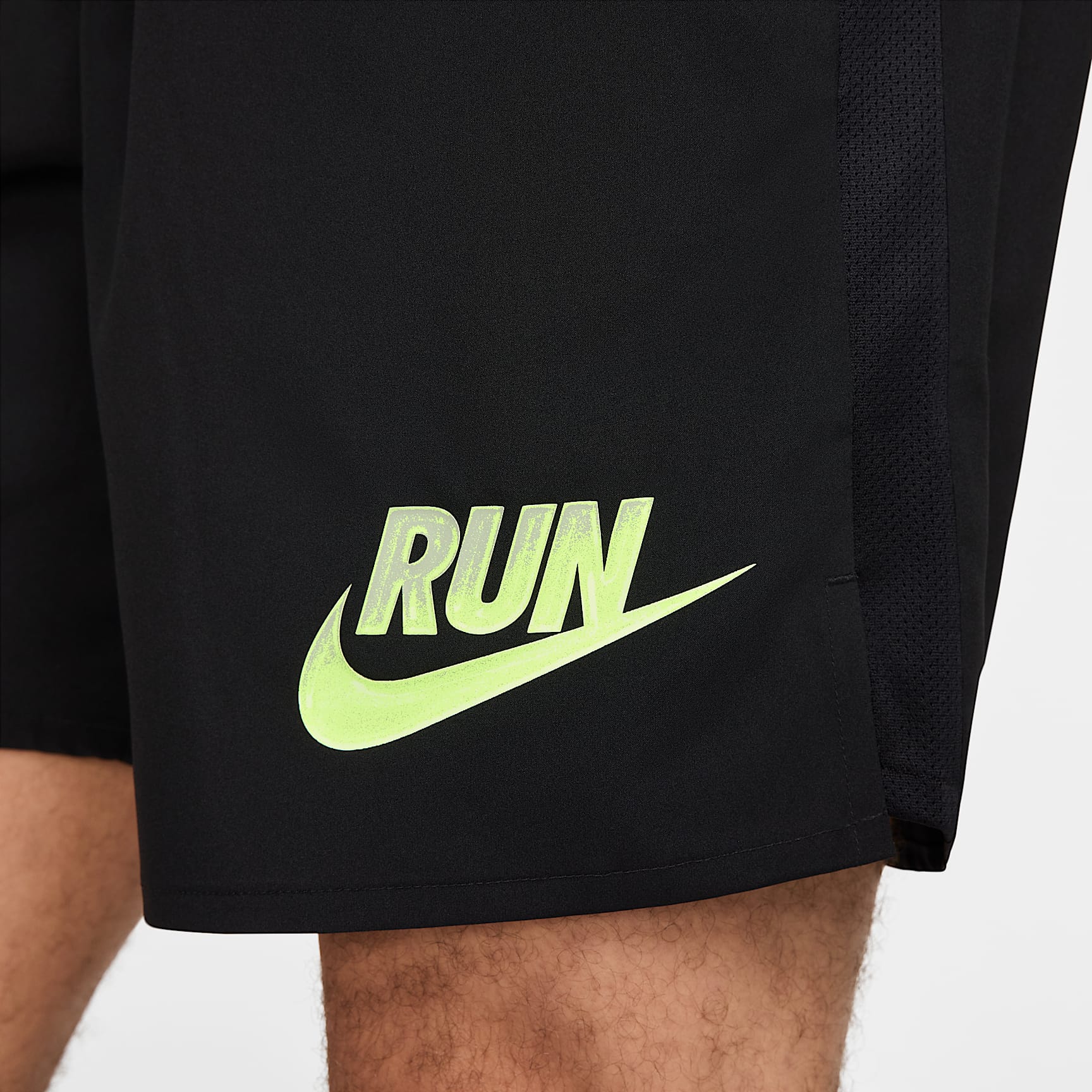 Nike Challenger Run Energy Men's Dri-FIT 7" Unlined Running Shorts