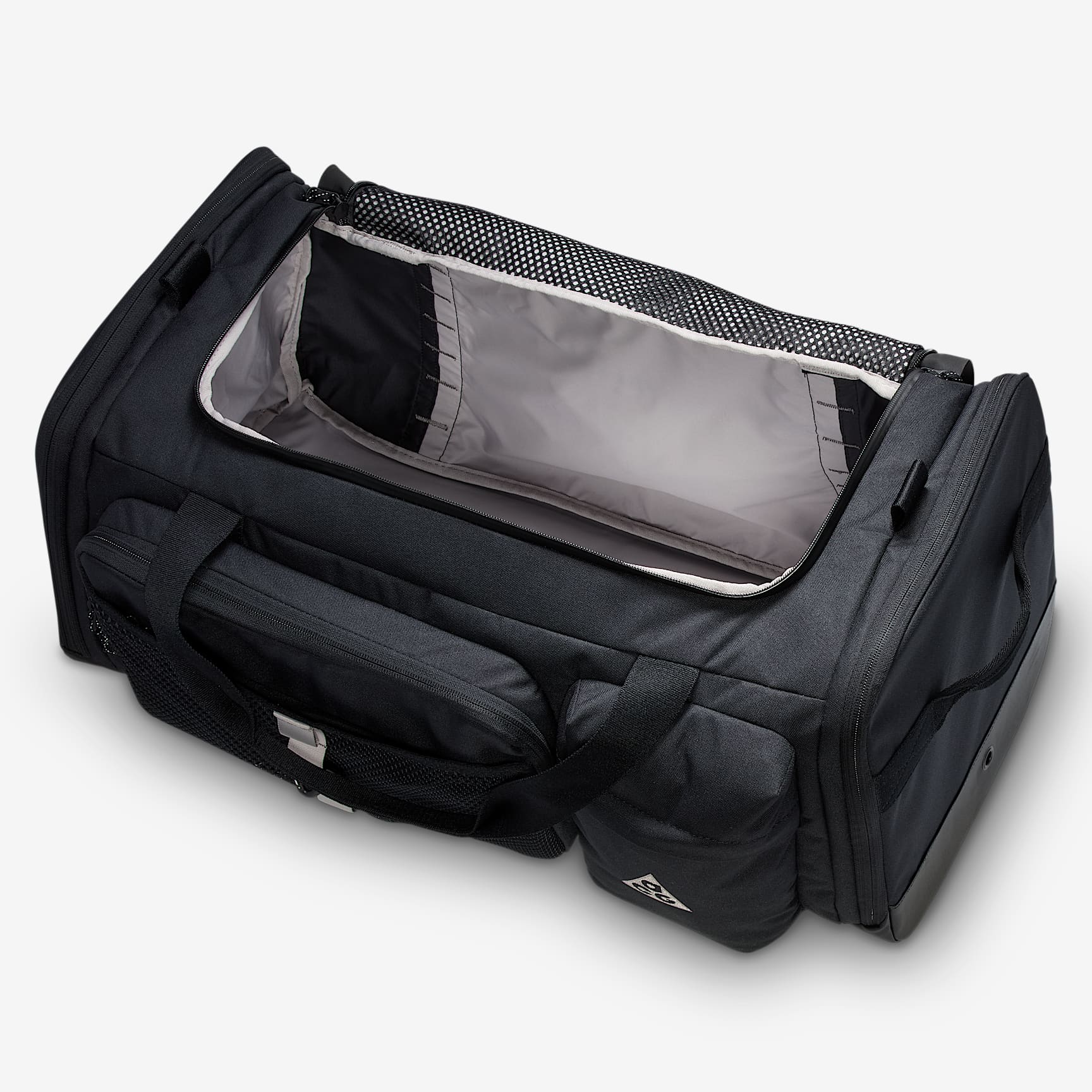 Nike ACG "DAYMAX" Duffel Bag (60L)