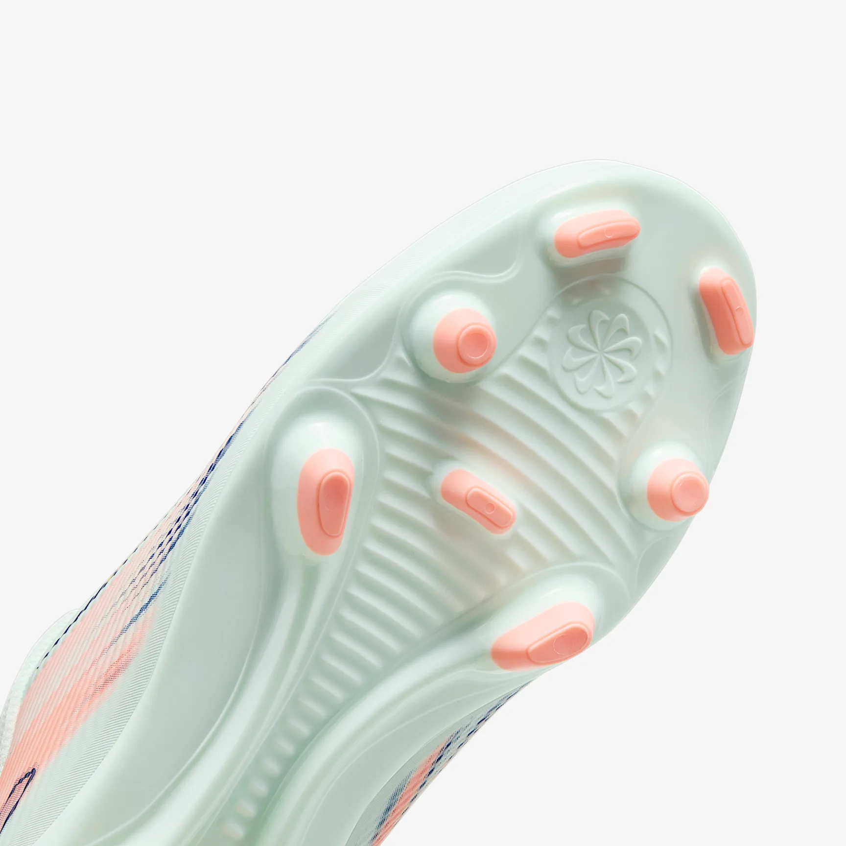 Nike Jr. Vapor 16 Club Mercurial Dream Speed Big Kids' MG Low-Top Soccer Cleats