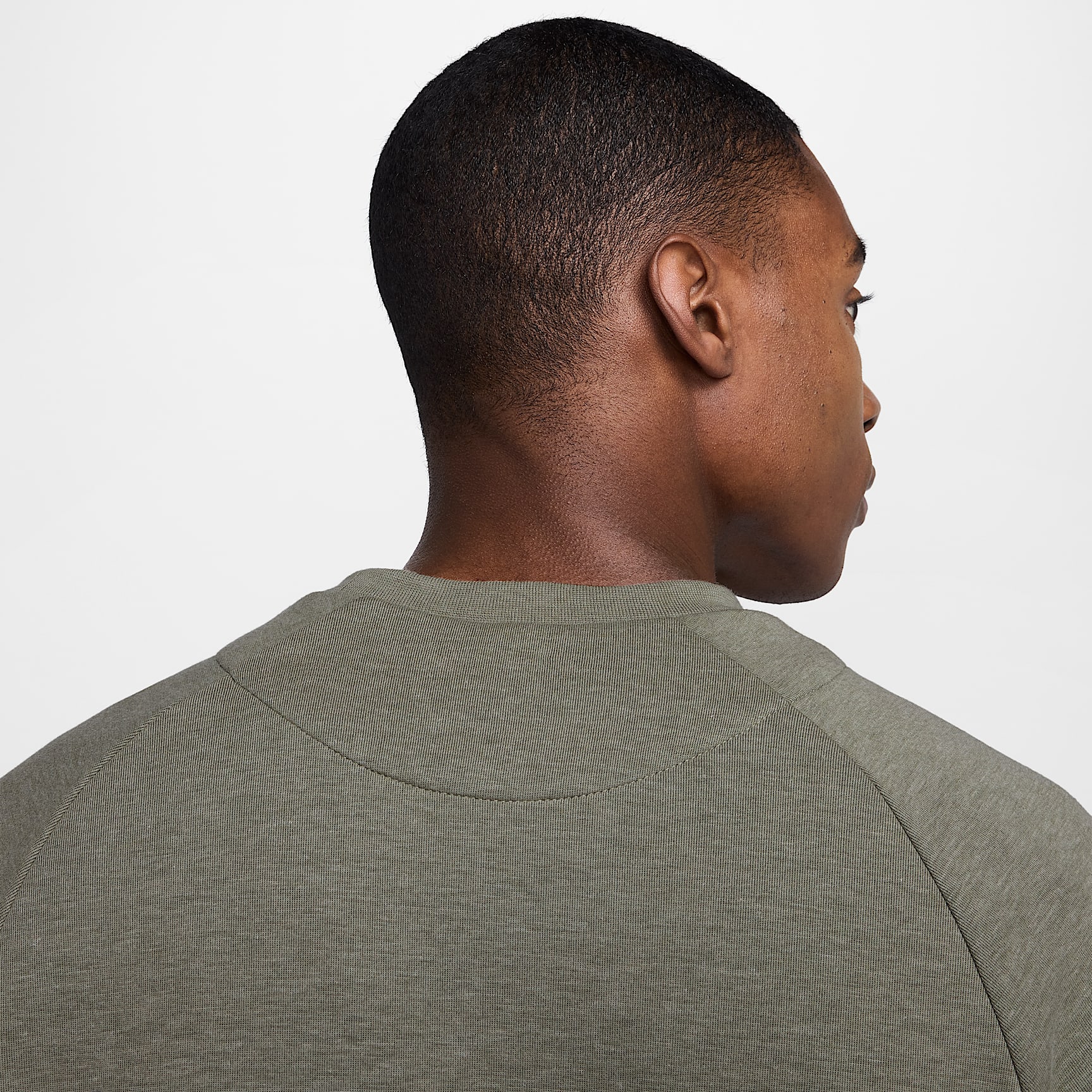 Nike Primary Fleece Men's Dri-FIT UV Performance Crew