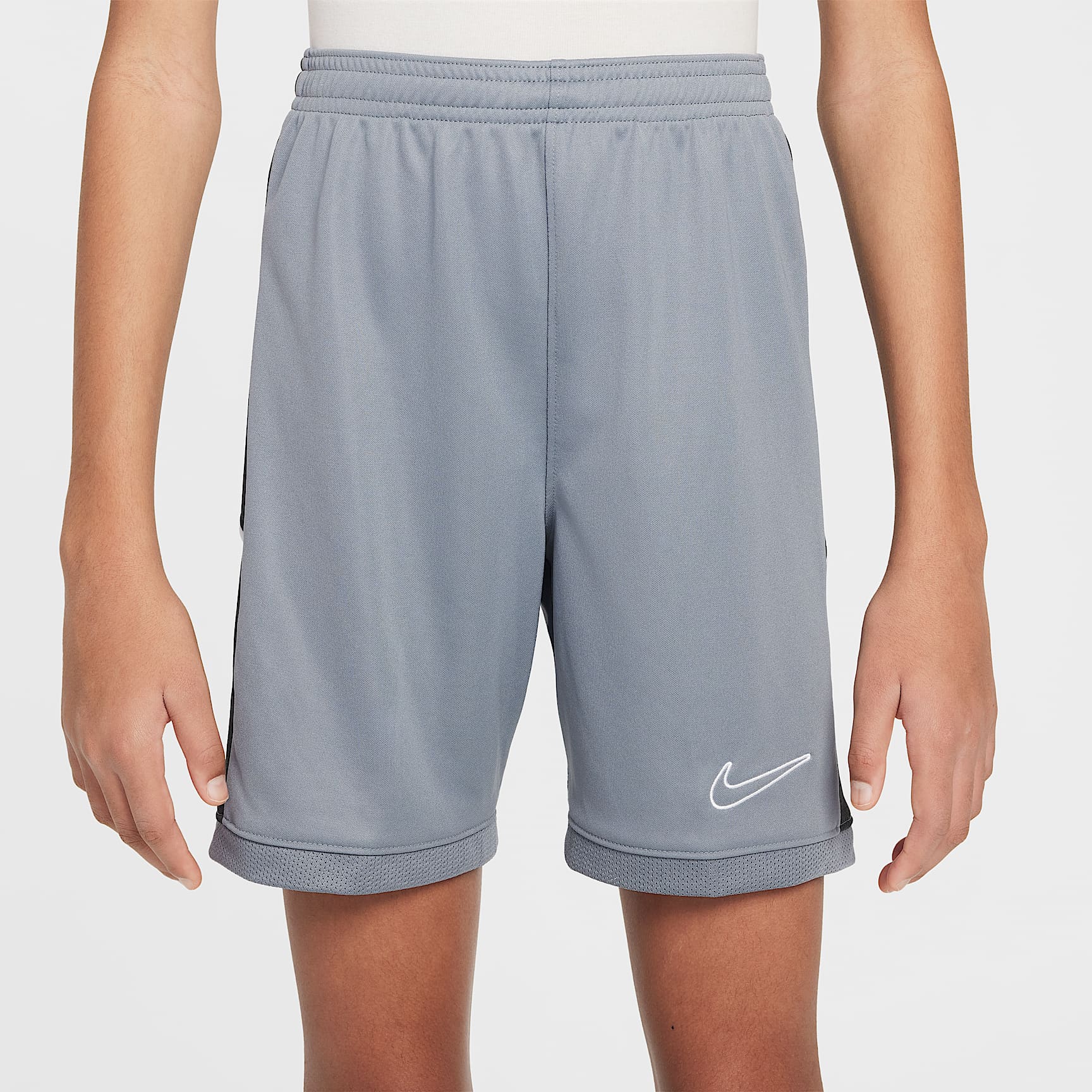 Nike Academy Big Kids' Dri-FIT 7" Soccer Shorts