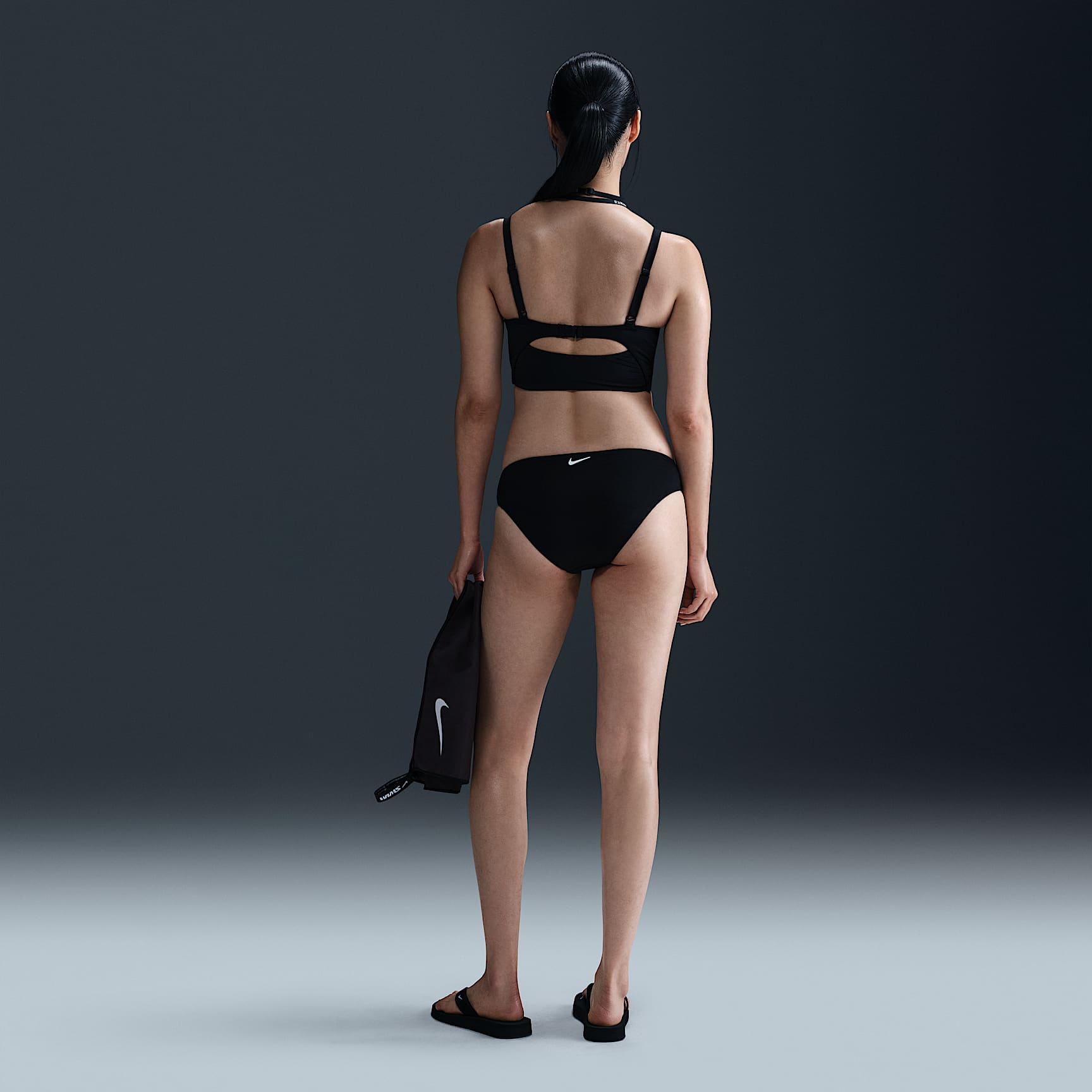 Nike Swim Essential Women's V-Neck Midkini