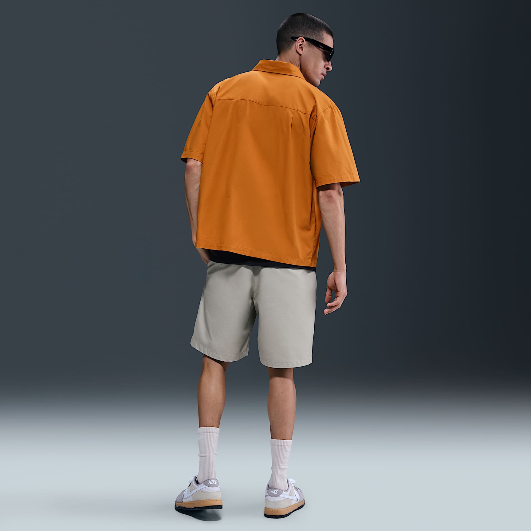 Nike Club Men's Short-Sleeve Button-Down Shirt