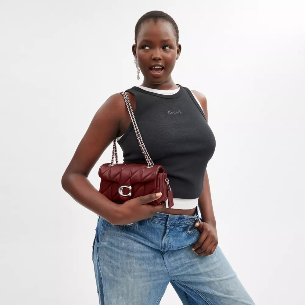 Сумка COACH Tabby Shoulder Bag 20 With Pillow Quilting