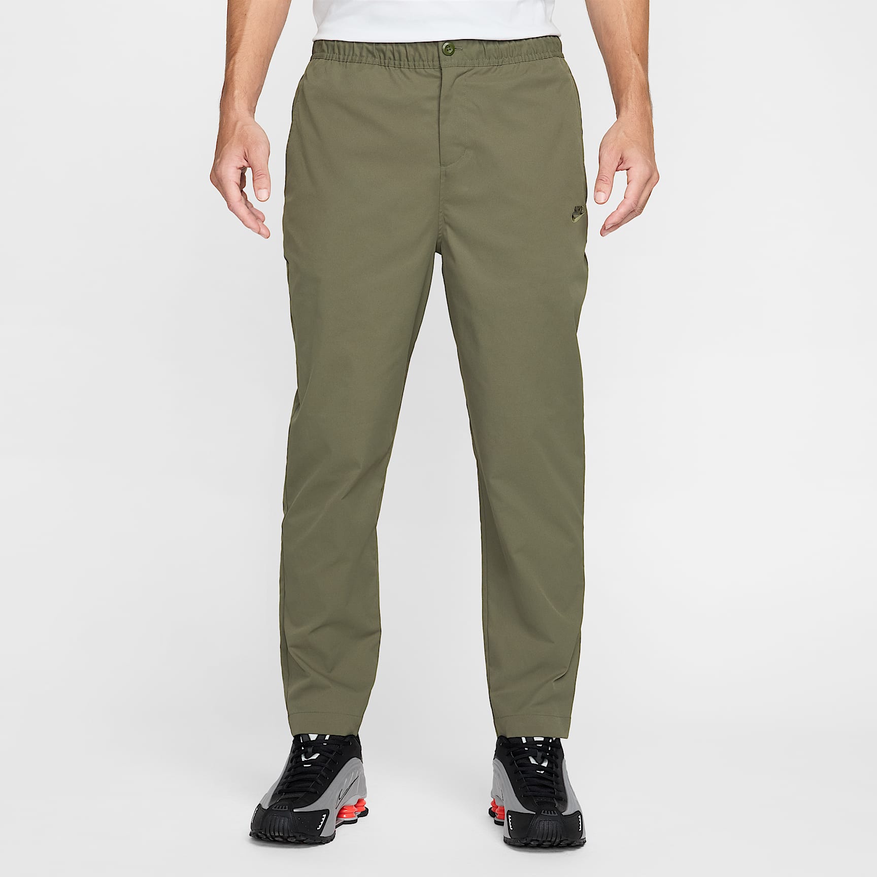 Nike Club Men's Woven Tapered Pants