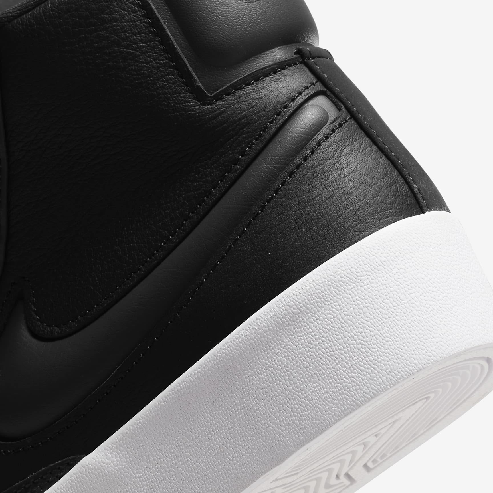 Nike Blazer Mid Victory Women's Shoes