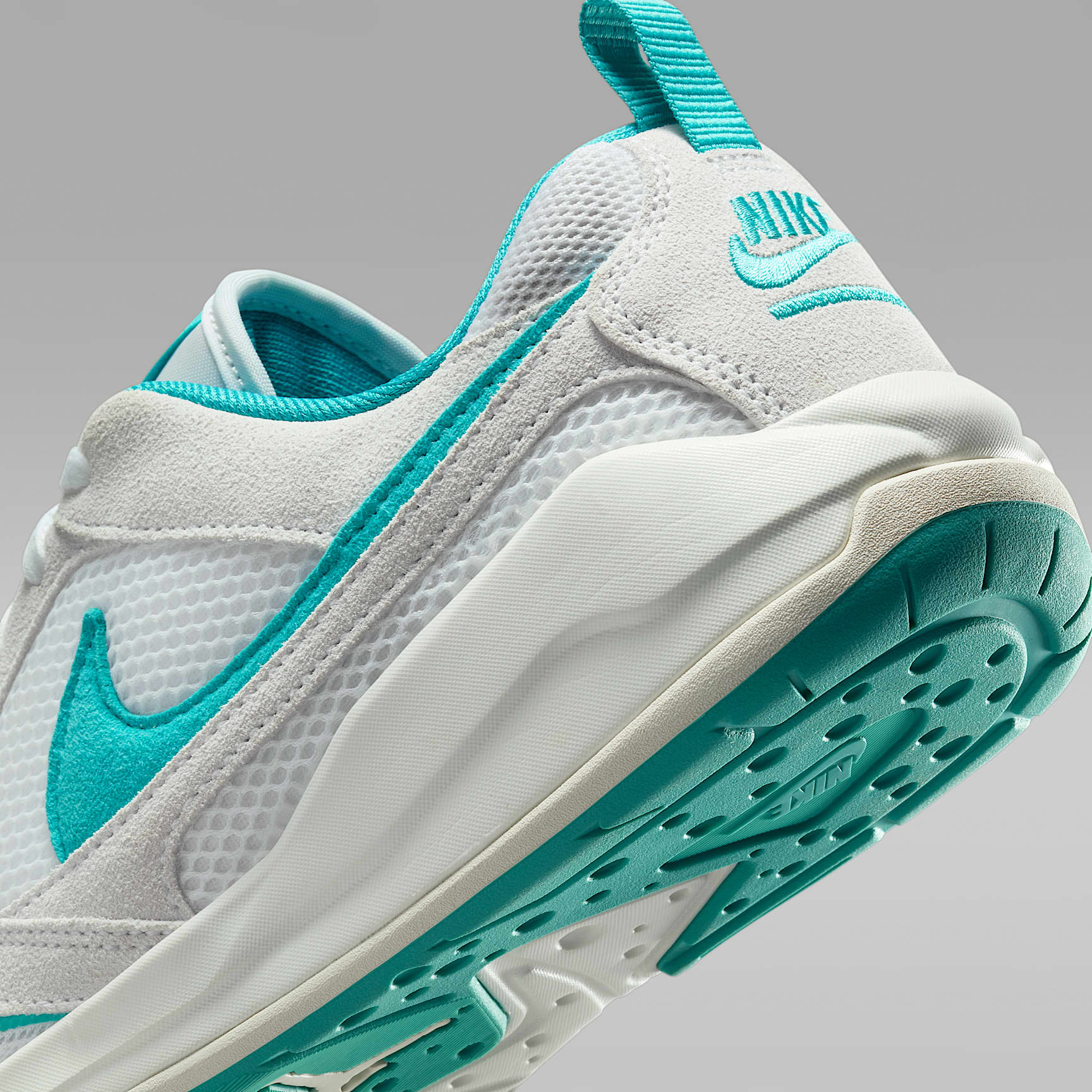 Jordan CMFT Era Women's Shoes