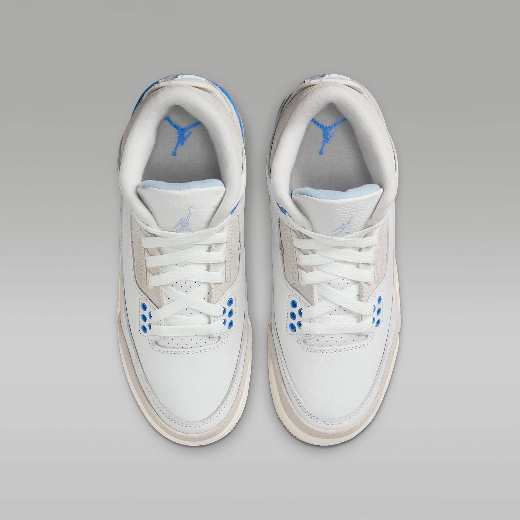 Air Jordan 3 Retro "Lucky Shorts" Big Kids' Shoes